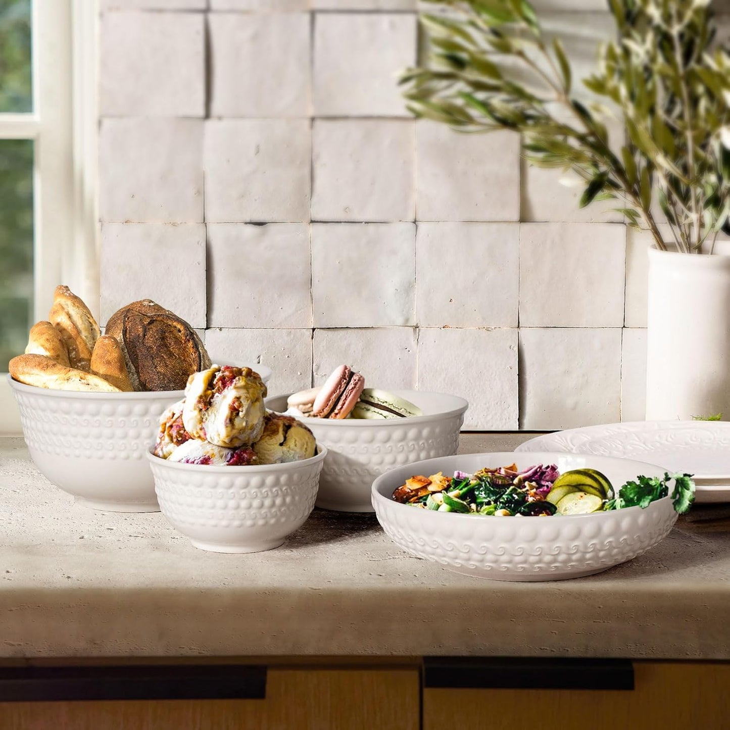 Pasta Bowls, 32oz Salad Bowls Set of 4, White Ceramic Soup Bowls 8 Inch Embossment Large Serving Bowl Wide and Shallow Bowls for Kitchen, Microwave & Dishwasher Safe (Auspicious Clouds)