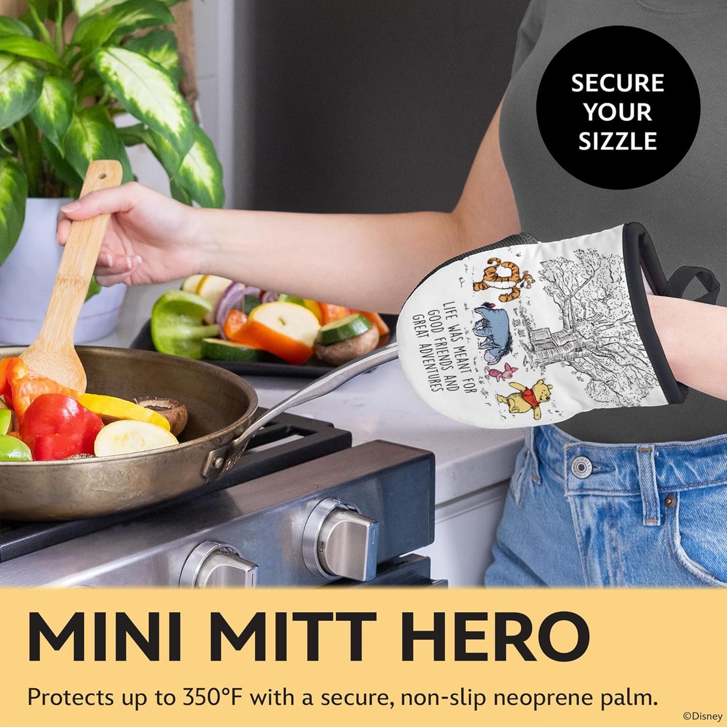 Disney Apron & Oven Mitts Set – 3 Piece Bundle with 1 Cotton Kitchen Apron for Cooking & 2 Heat Resistant Pot Holders