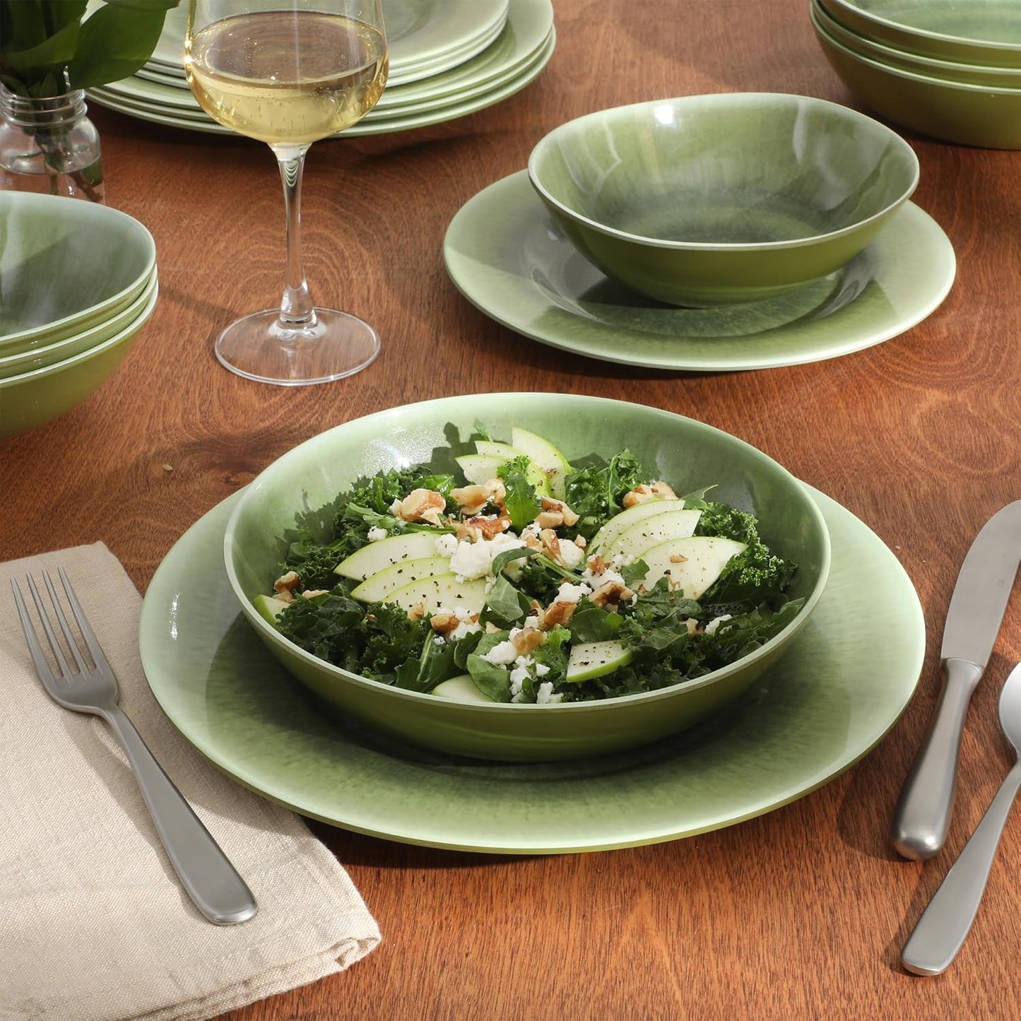 Gibson Home Casper Court 16-Piece Melamine Dinnerware Set – Green Reactive Glaze Look Plates and Bowls, Service for 4 – Top Rack Dishwasher Safe Everyday Dining Set