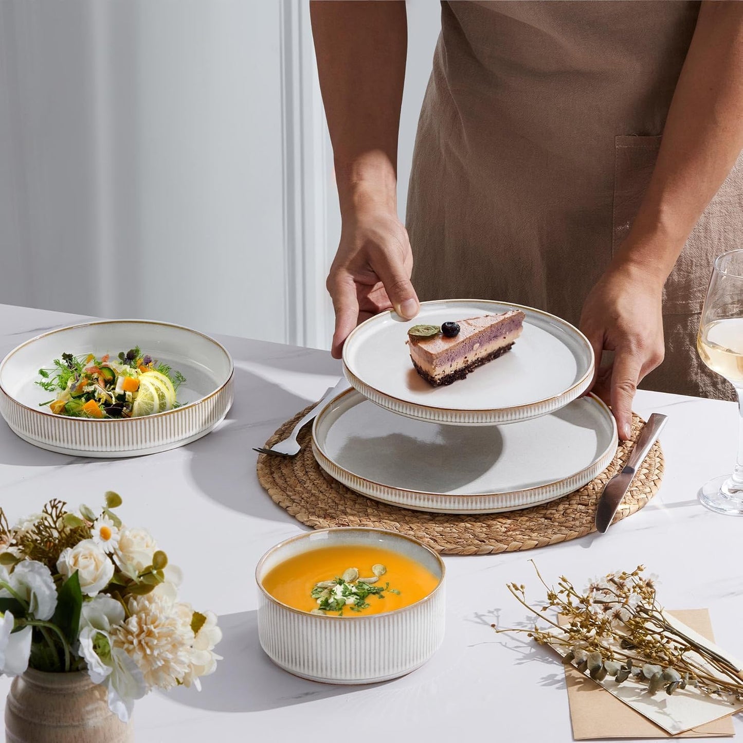 E-far 16 Piece Dinnerware Sets, Plates and Bowls with Pasta Bowls Service for 4, Modern Stoneware Ribbed Dishes for Kitchen Dining, Microwave & Dishwasher Safe, Creamy Beige