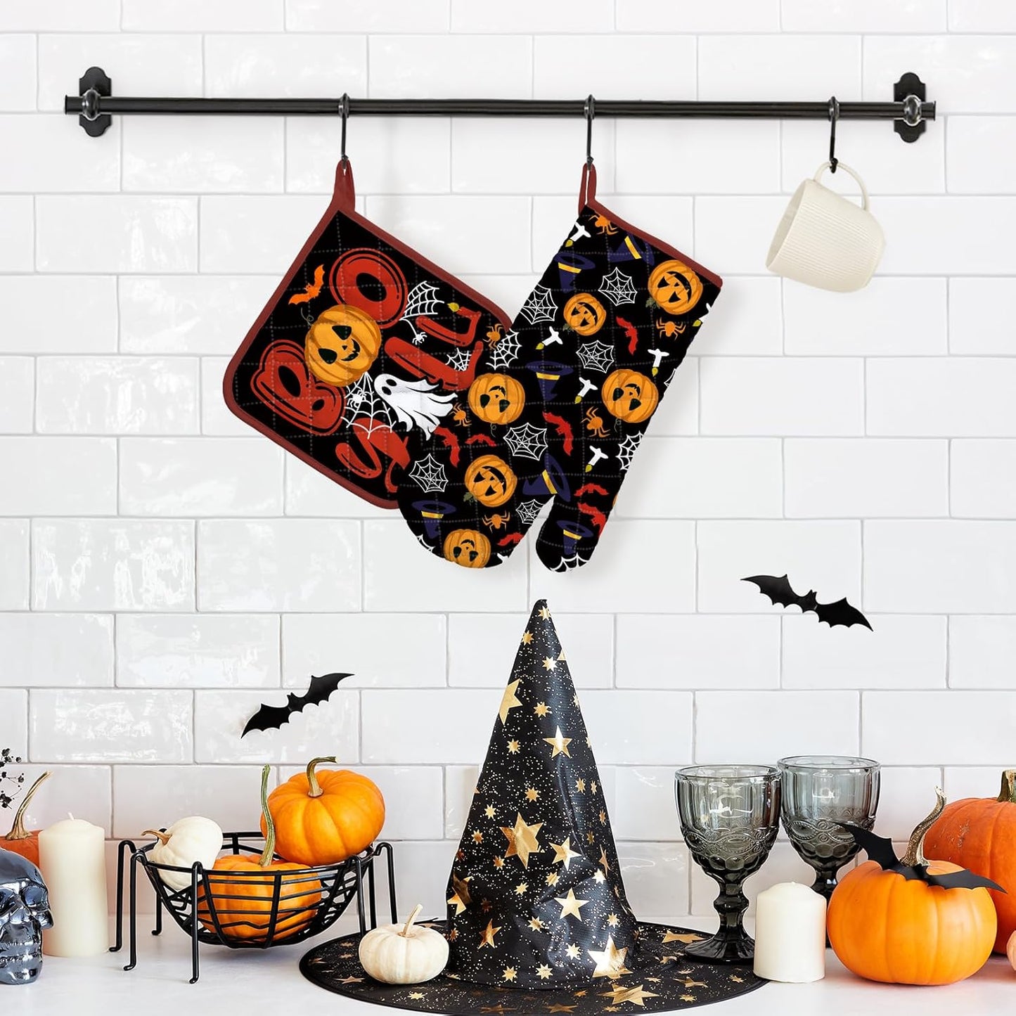 Halloween Pumpkin Oven Mitts and Pot Holders Sets 2Pcs, 100% Cotton Heat Resistant, Extra Long Oven Gloves Potholder for Kitchen Cooking Baking Decoration