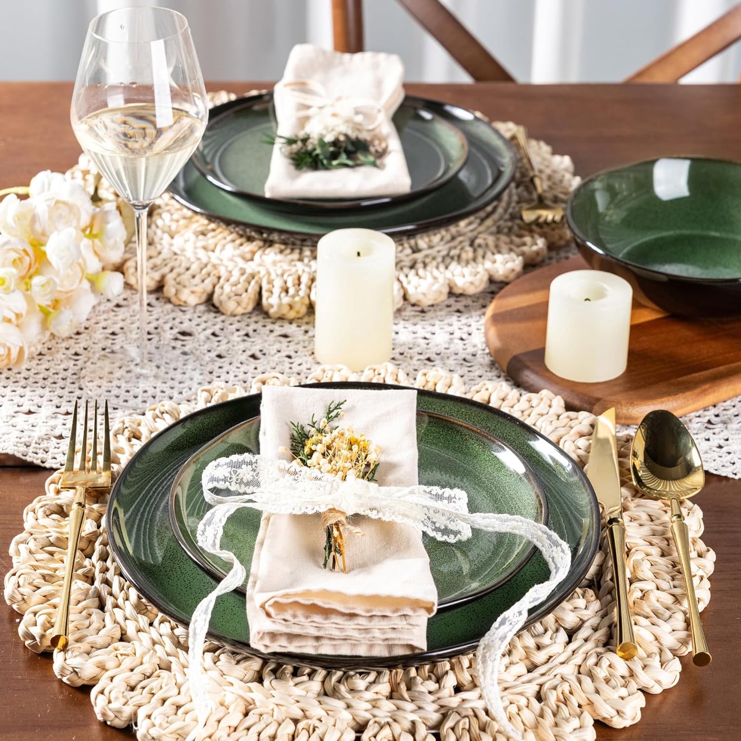 LeRatio Ceramic Dinnerware Sets for 4,Wavy Reactive Glaze Stoneware Plates and Bowls Sets,Highly Scratch Resistant | Dishwasher & Microwave,Oven Safe Dishes Set(12PCS)