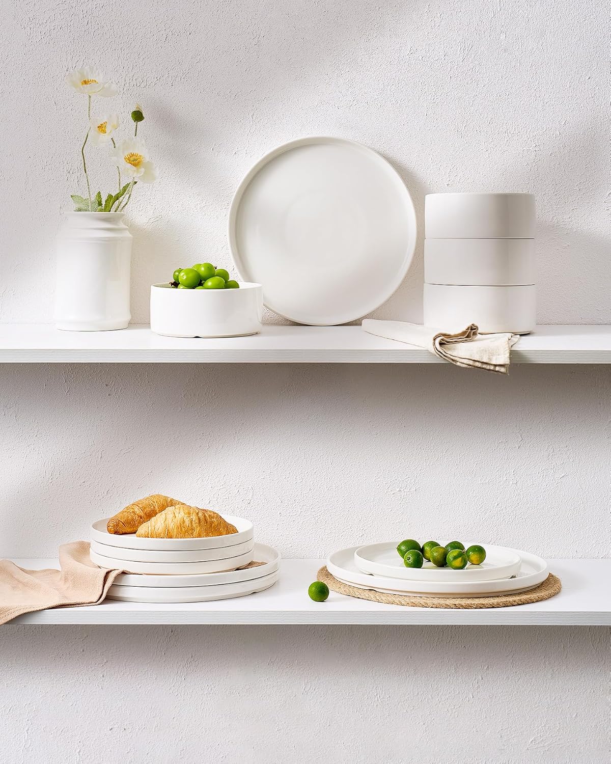 Famiware Porcelain Dinnerware Set, 18-Piece Modern Plate and Bowl Set, dish set for 6, Microwave and Dishwasher Safe Tableware, White