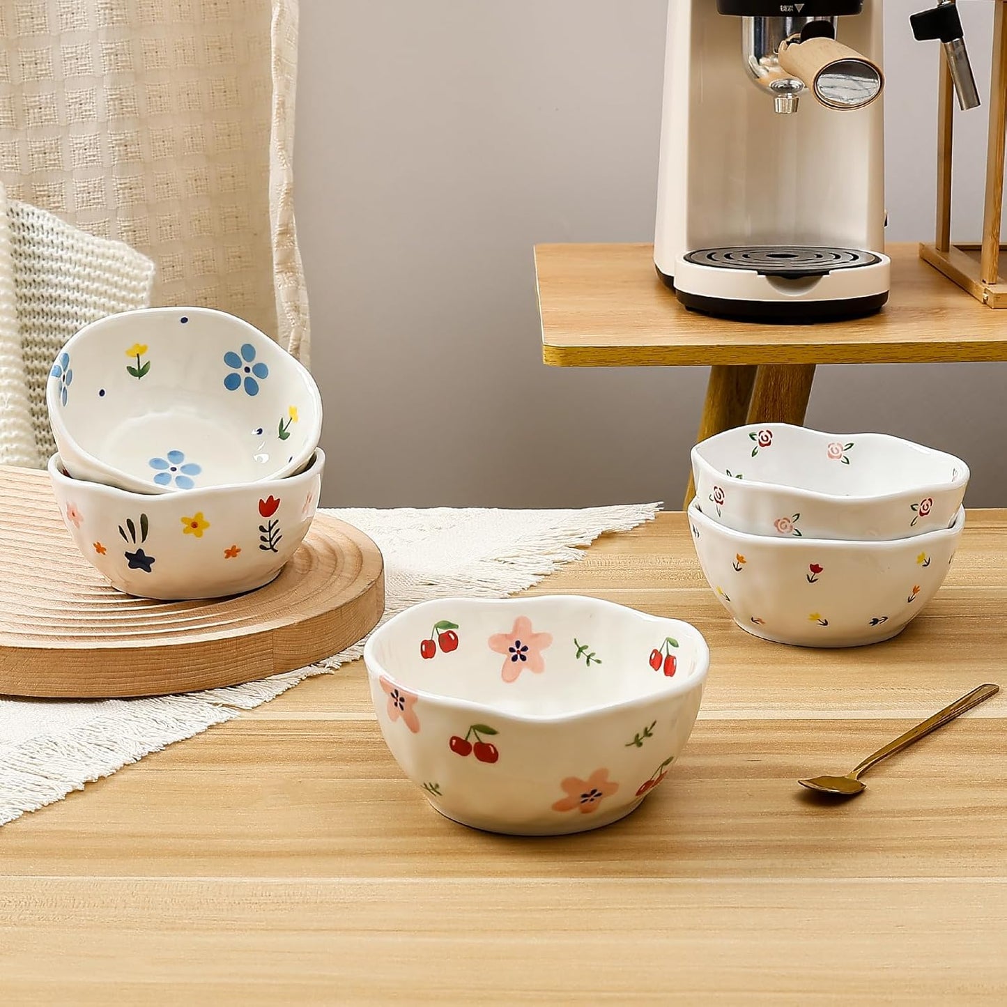 Koythin Ceramic Cereal Bowl, Cute Flowers Pattern Kitchen Bowls for Cereal, Salad, Pasta, Soup, Dessert, Serving, Home Decor, Microwave and Dishwasher Safe (Tulip Small Floral Fragments)