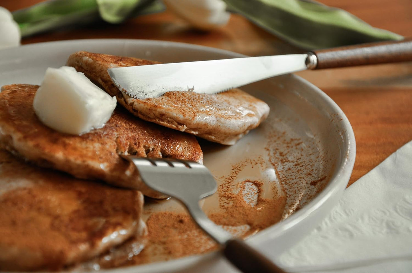 Lightweight Stainless Steel Flatware Set with Walnut (4 Sets, Plain)