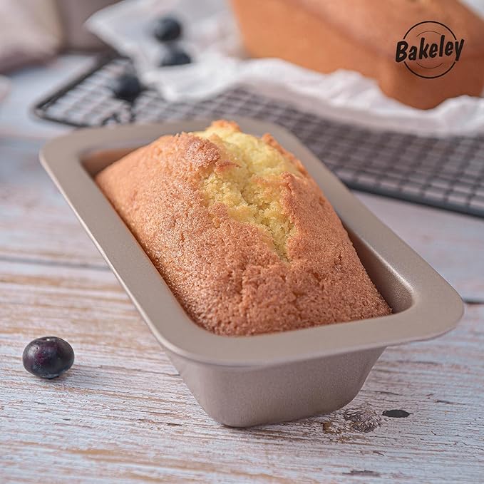 2 Pcs 6-Inch Mini Banana Bread Loaf Pan, Non-Stick Baking Bread Pan, Carbon Steel Bakeware Set of 2, Mini Meatloaf Pan,7.2" x 4.1" x 1.9" (Champagne Gold)