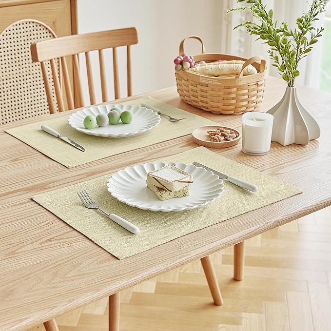 Softalker Faux Linen Placemats Set of 6-12 x 18 Inch, Heat Resistant Double Layered Durable Burlap Farmhouse Place Mats, Non-Slip Washable Rustic Table Mats for Dining, Kitchen, Party（Light Linen