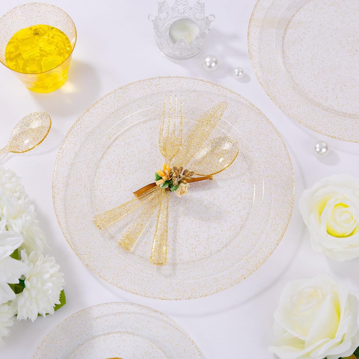 I00000 700 Pcs Gold Glitter Plastic Dinnerware Sets, Disposable Plates for Party, Include: 100 Dinner Plate,100 Dessert Plate,100 Paper Napkins, 100 Cups,100 Plastic Silverware Set
