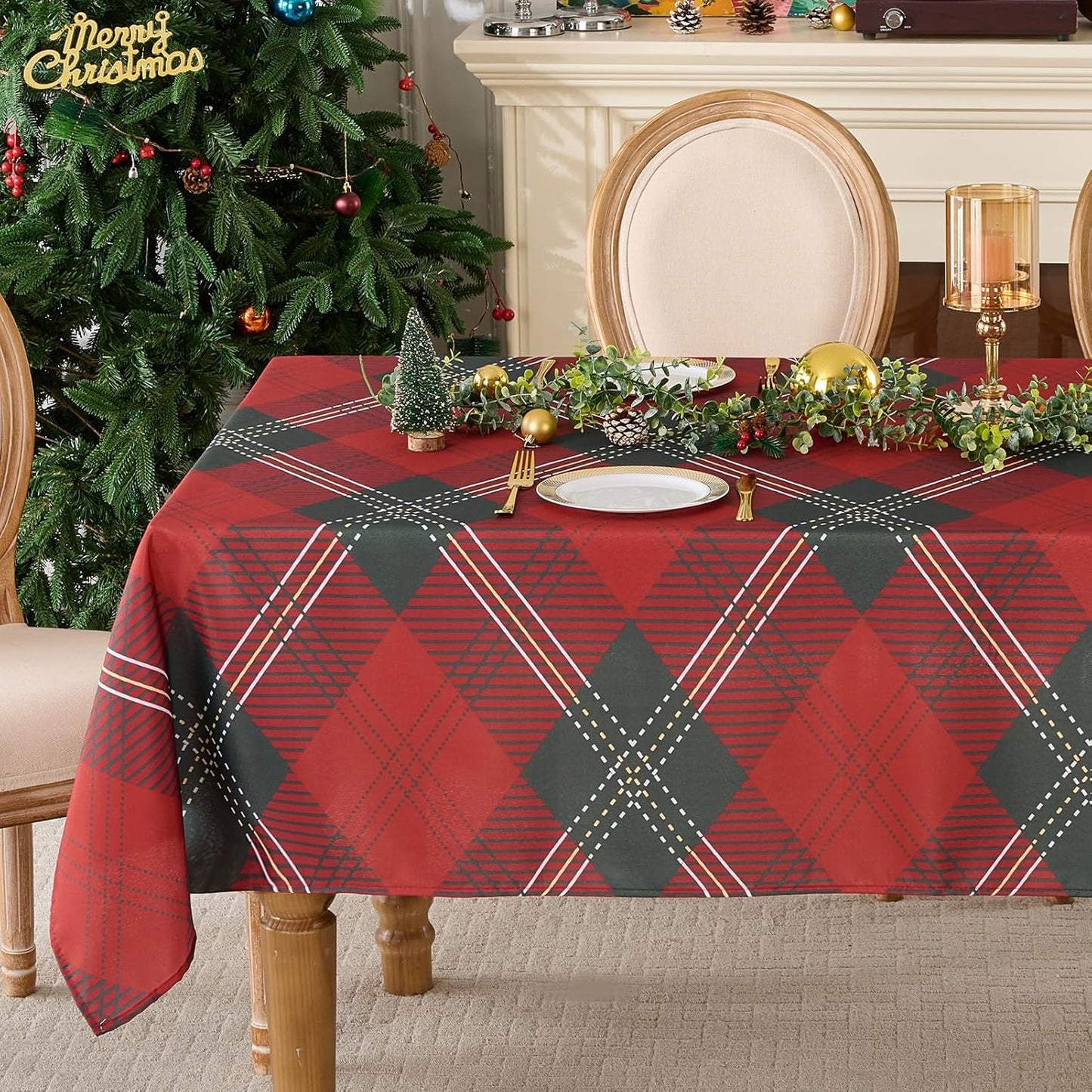 Christmas Tablecloth Rectangular 60x102 Inch Waterproof, Machine Washable Checkered Polyester Table Cover for Xmas Party, Winter Holiday Home Decoration in Festive Checkered Green 1pack