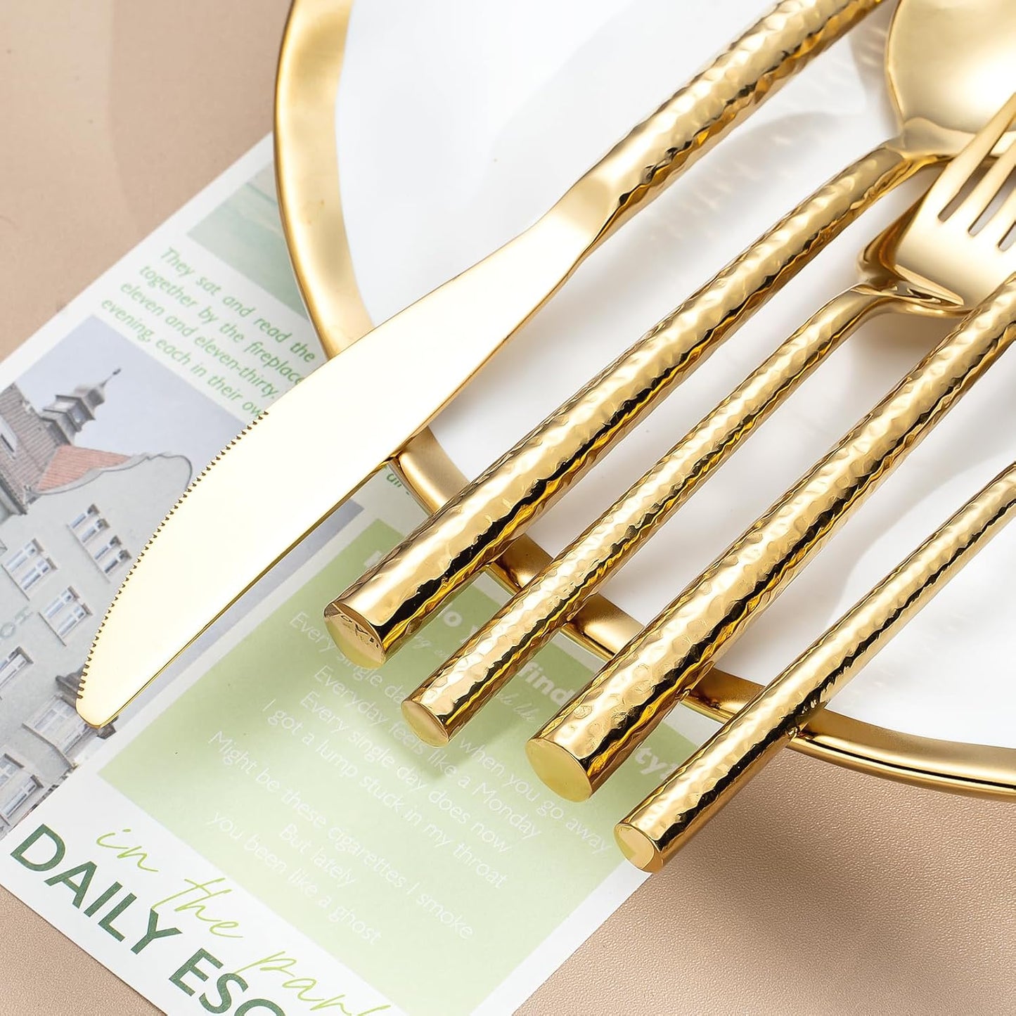 Hammered Gold Silverware Set,Zerophilo Flatware Set 20 Pieces 18/10 Stainless Steel Cutlery Set for 4 Mirror Polished,Dishwasher Safe