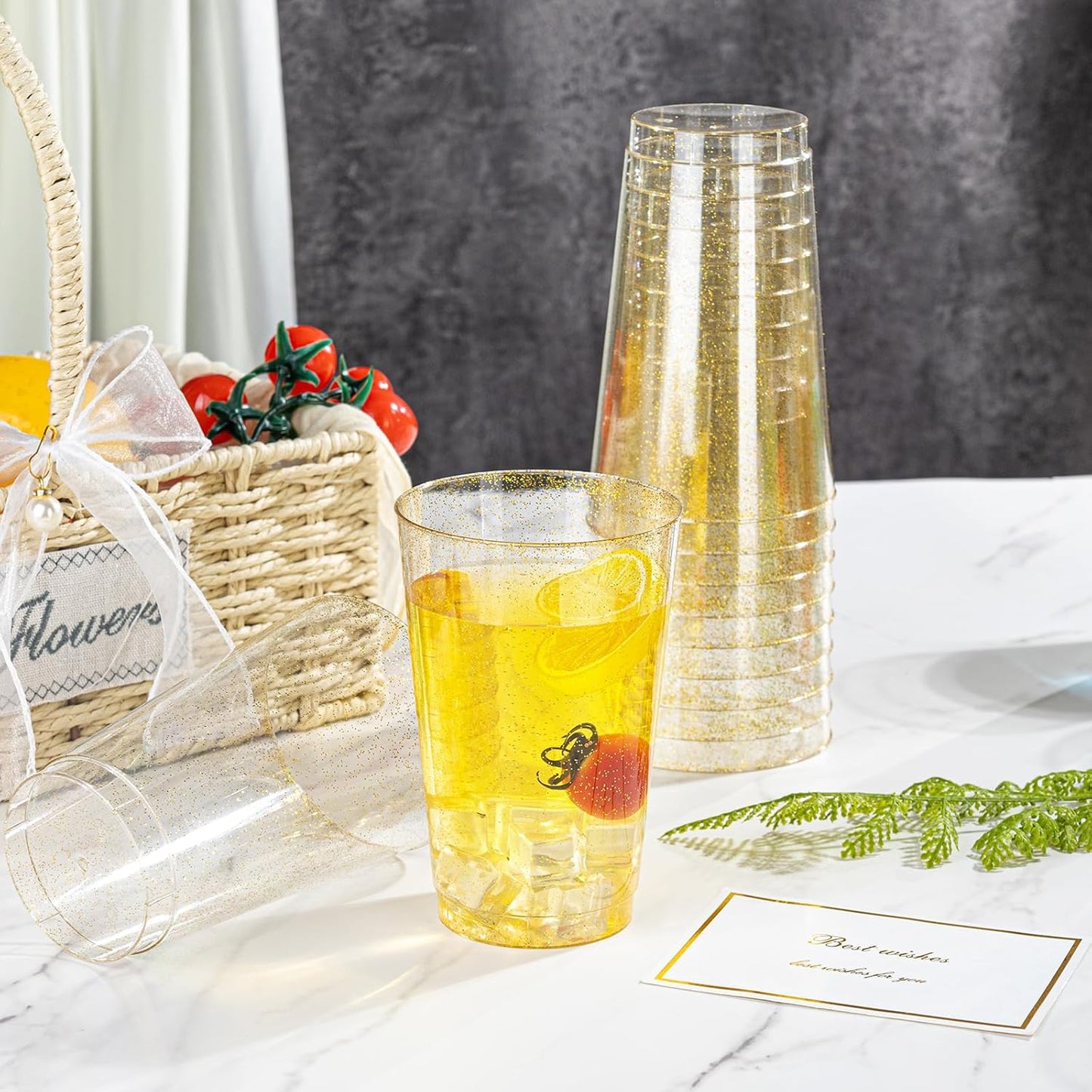 I00000 100 Pack 24 oz Gold Plastic Cups, Gold Glitter Cups Disposable Plastic Wine Glasses Cocktail Glasses Premium Cup, 24 Ounce Glitter Disposable Tumblers for Party & Wedding