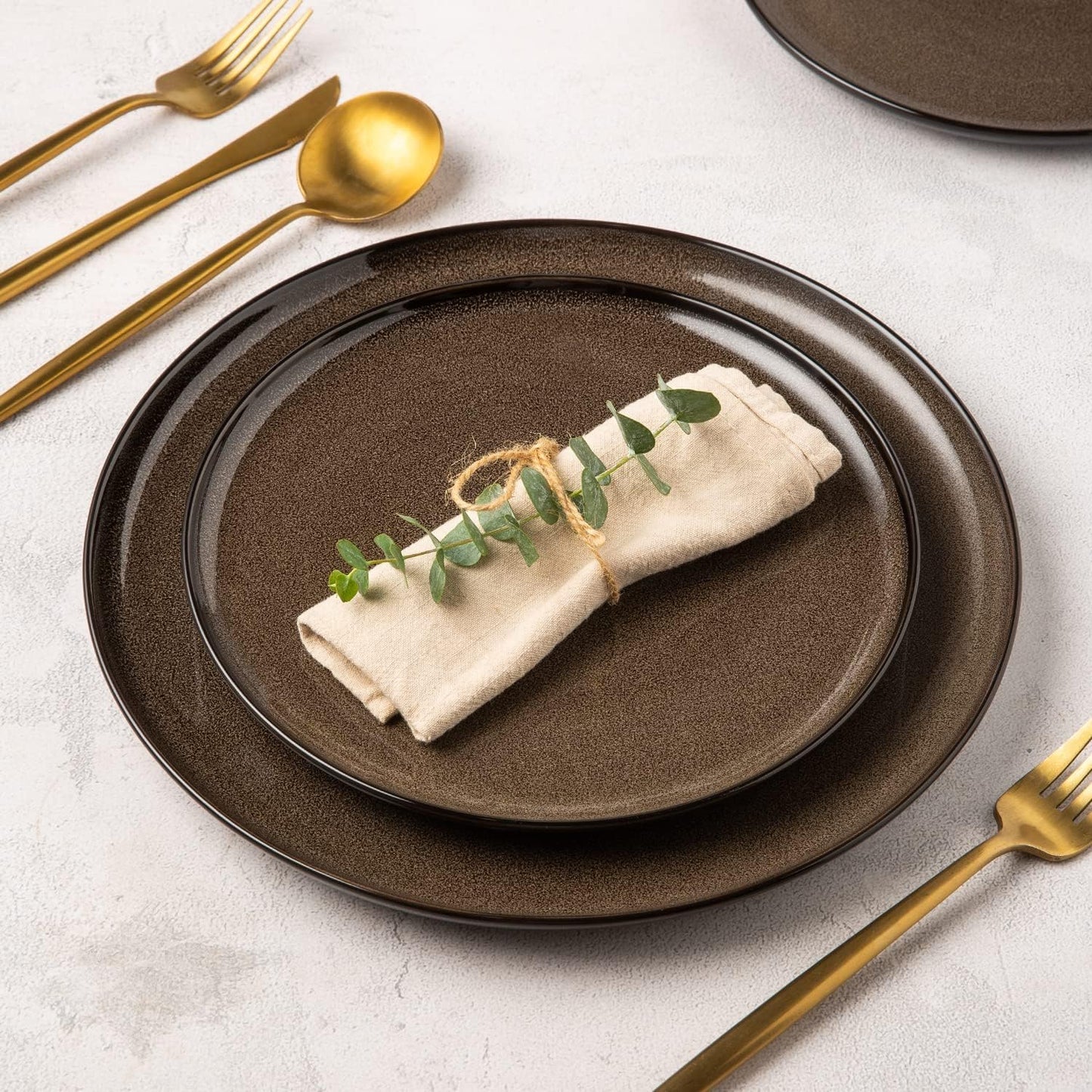 LERATIO Ceramic Dinner Plates Set of 6, 10.5 Inch Reactive Glaze Porcelain Plates, Modern Shape Dinnerware Dishes Set for Kitchen,Microwave&Dishwasher&Oven Safe, Scratch Resistant-Chestnut