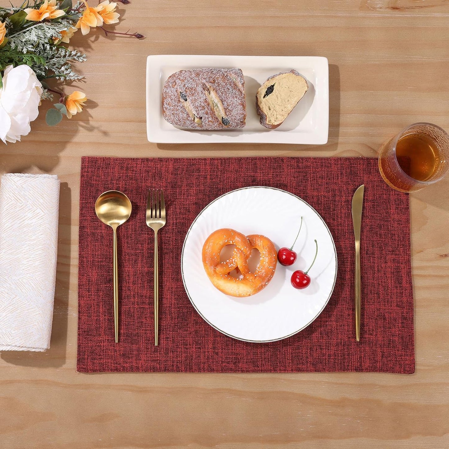 SHACOS Double Layer Cloth Placemats Set of 4 Washable Heat Resistant Place Mats Non Slip Rustic Placemats Reversible Table Mats Kitchen Dining Table Decor (4, Red)