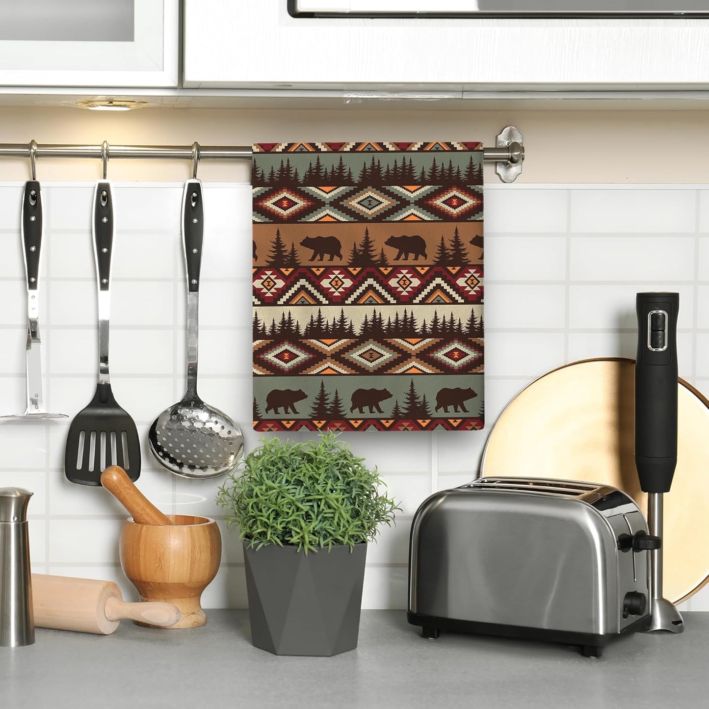 Vintage Rustic Dish Towels for Kitchen Drying Set of 2, Soft Absorbent Bear Mountain Kitchen Towels Tea Towels, Country Cabin Themed Hand Towels for Farmhouse Home Decorations 16x24 Inch