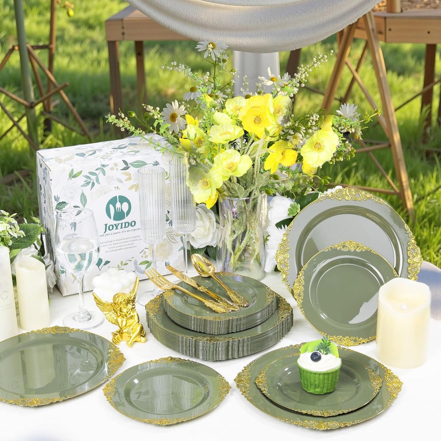125PCS Olive Green Plastic Plates - Green and Gold Disposable Plates - Vintage Plate with Gold Plastic Silverware Sets for 25 Guests for Christmas & Party