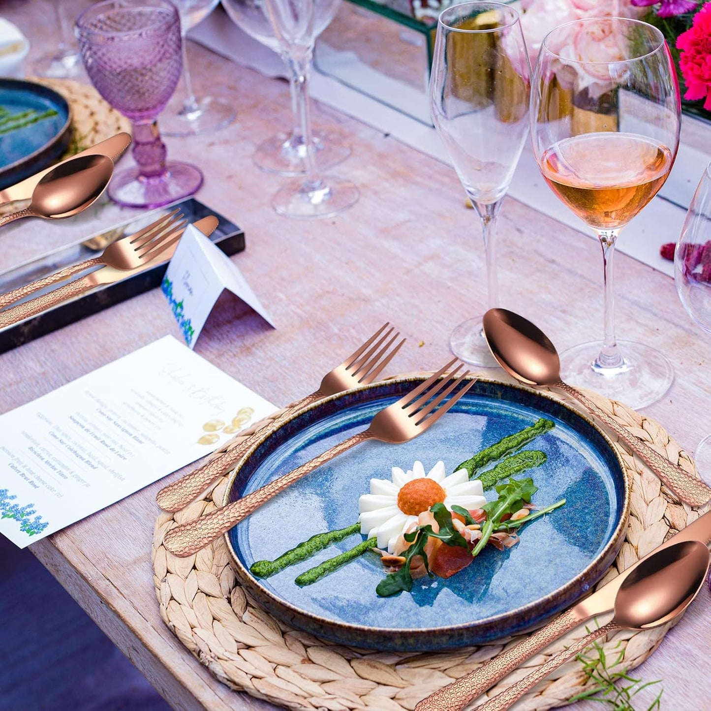 Hammered Silverware Copper/Rose Gold Flatware Set 40 Piece Service for 8 Stainless Steel Knives Forks Spoons Creative Handle Eating Utensils for Festival Parties Kitchen Daily Use