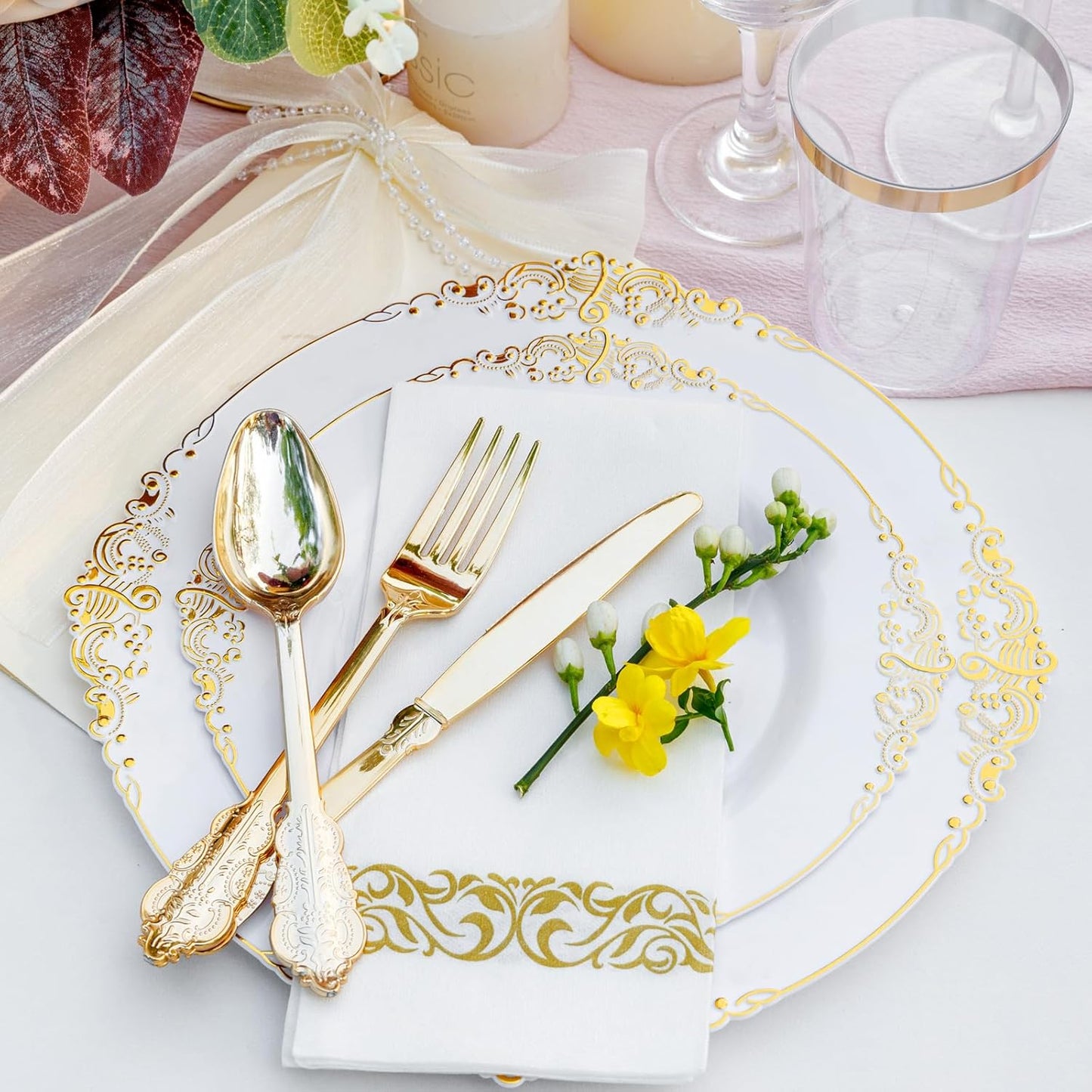 Nervure 700PCS Gold Plastic Plates - Gold Plastic Dinnerware Sets for 100 Guests - 200 Disposable Plates, 300 Silverware, 100 Cups, 100 Napkins for Wedding & Party & Thanksgiving