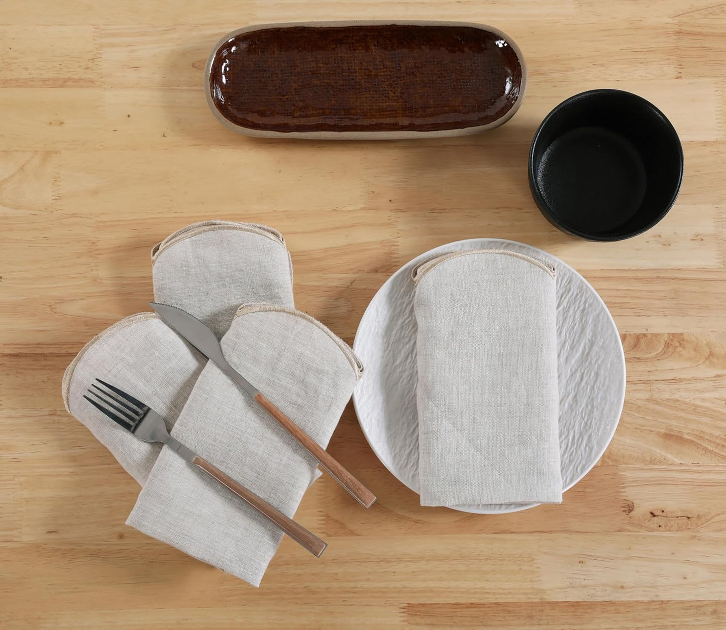 100% French Flax Linen Cloth Napkins Scalloped Embroidery 20’’x20’’ for Dinners, Parties, Weddings, Decorative Halloween, Spring, Easter, Set of 4 Pcs, Natural Linen(Edges-Gold)