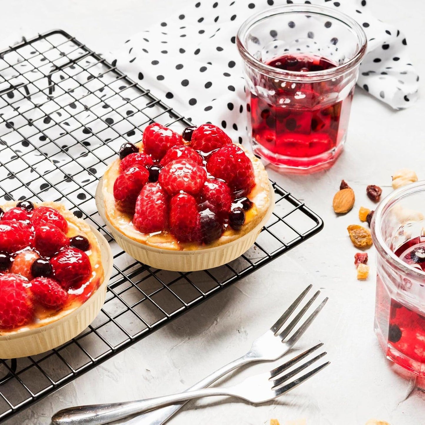 Ocmoiy 50 Pcs Mini Tart Pans for Baking, 4 Inch Disposable Paper Pie Tins for Small Pies, Tarts, Quiches, Cinnamon Rolls, Desserts