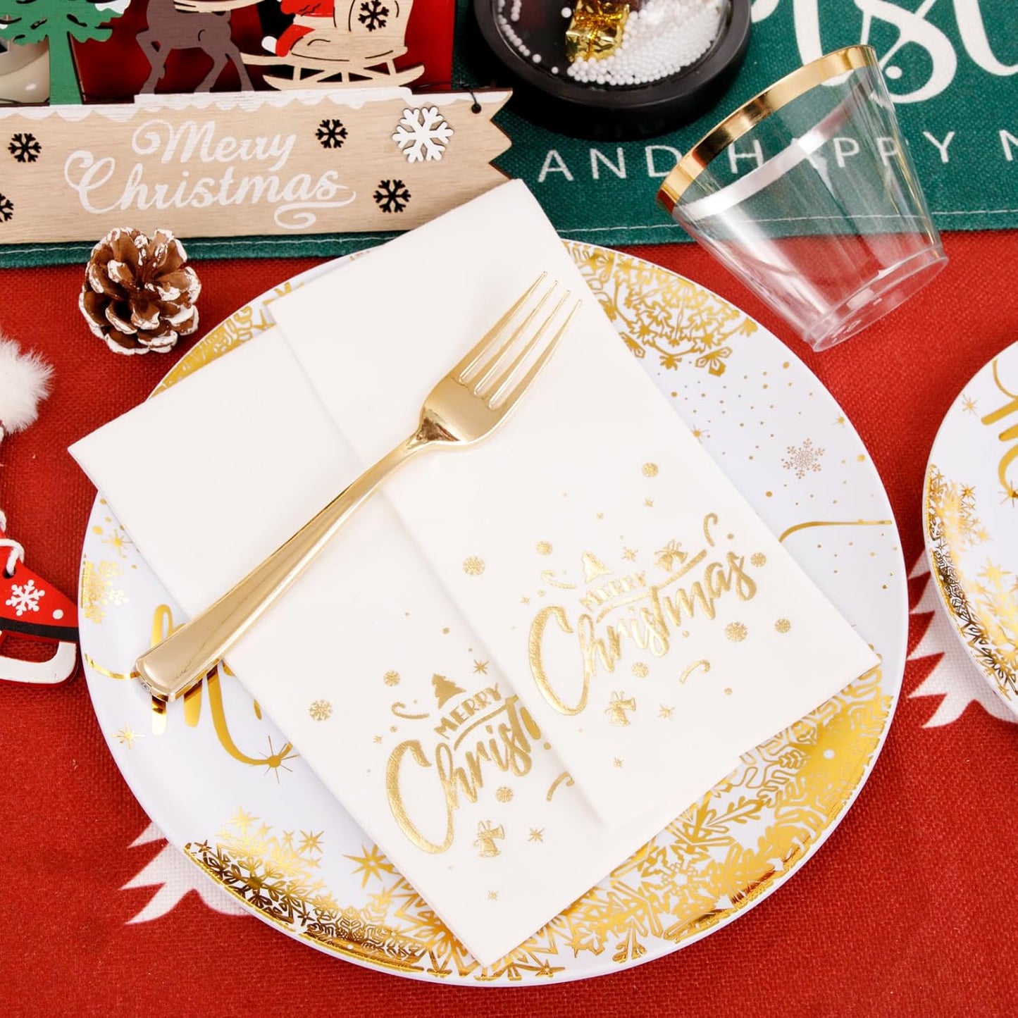 DaYammi 175Pcs Christmas Gold Plastic Dinnerware Set, 50Pcs Heavyduty Disposable Party Plates,Fancy Snowflake Design, 75Pcs Gold Plastic Cutlery,25Pcs 9oz gold Cups,25Pcs Napkins Perfect for Christmas