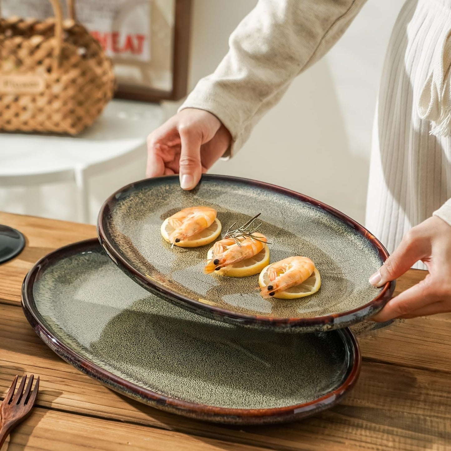 Ceramic Large Serving Platters- Set of 3 Oval Platters for Entertaining. Modern Kitchen Dishes for Dinner, Fruit, Salad, Turkey, etc. Oven, Dishwasher Safe, 15.75" / 13.75" /12",Caramel Brown