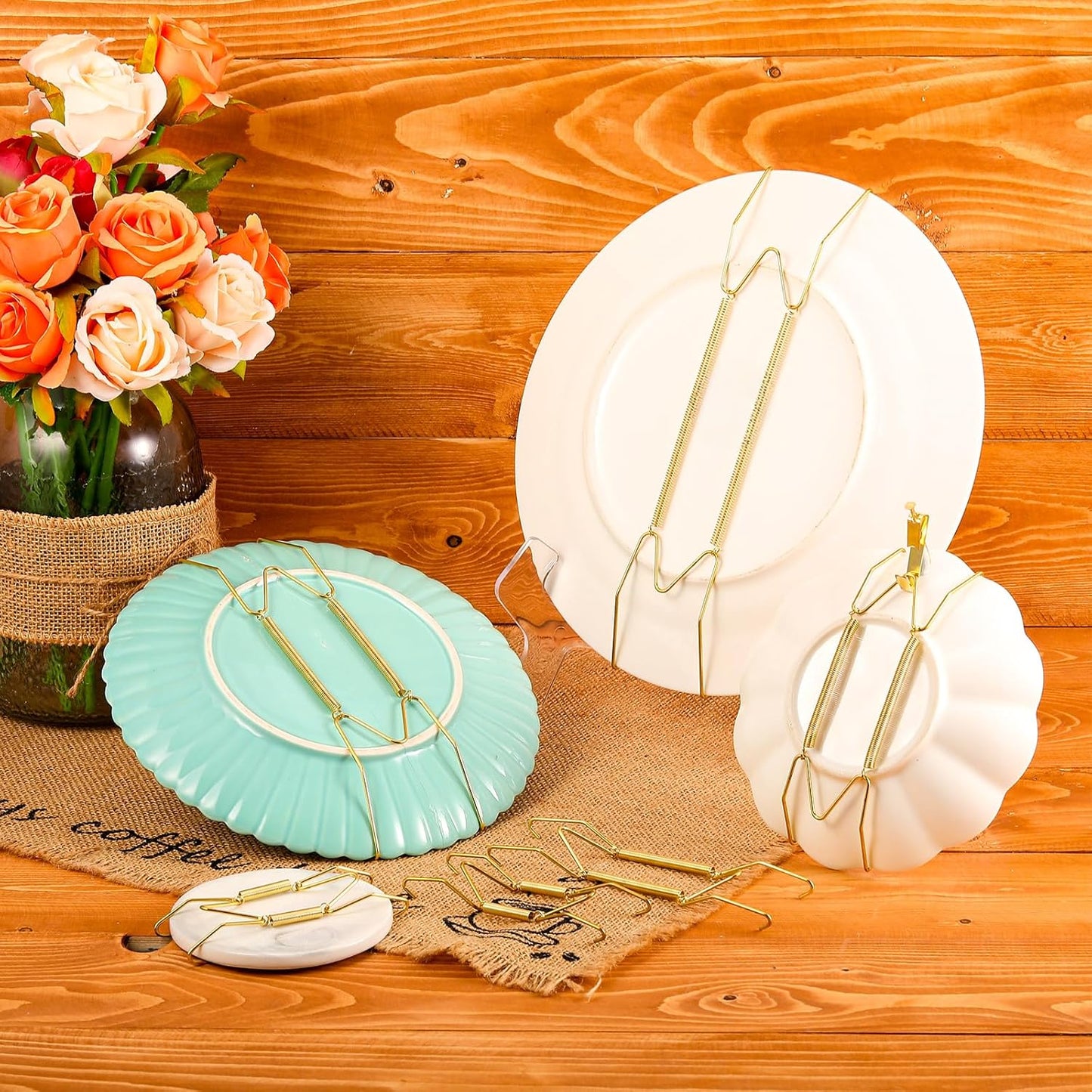 Hotop 20 Pieces Invisible Wall Plate Hangers 4/5/6/8/10 Inches Wall Plate Hangers Stainless Steel Decorative with 20 Pieces Hook with Nails for Decorative Antique and Arts(Gold)