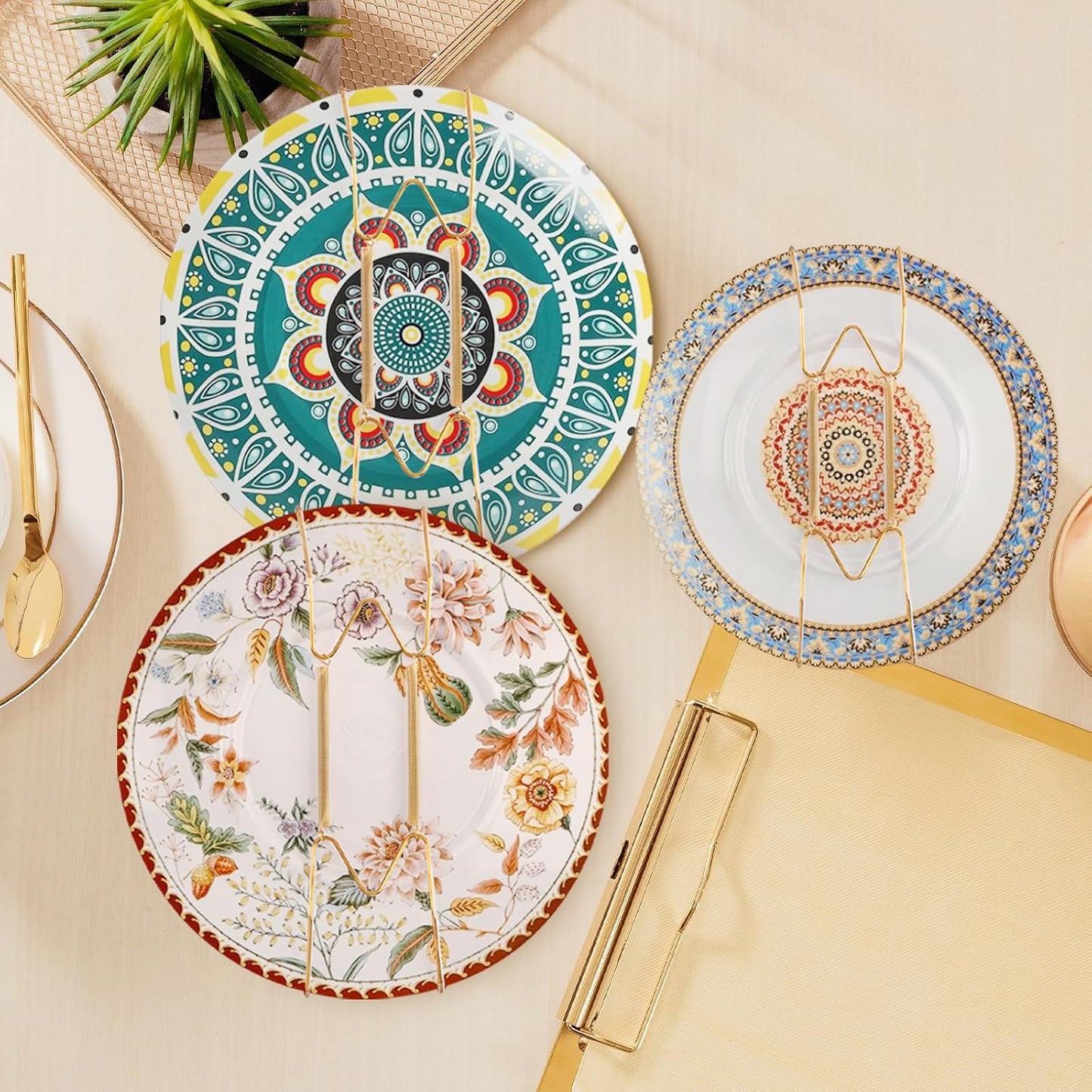 2 Pieces Plate Hangers for The Wall Suitable for 16-20 Inch Decorative Plate adjustable and stretchable,with Metal Hooks for Wall Displaying Plates Decorative & Arts(Gold)