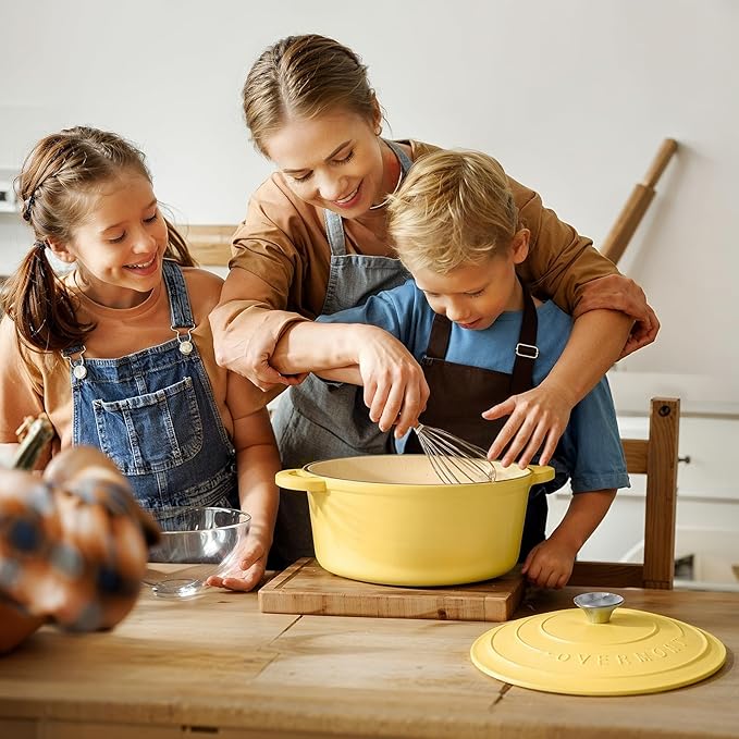 Overmont Enameled Cast Iron Dutch Oven - 5.5QT Pot with Lid Cookbook & Cotton Potholders - Heavy-Duty Cookware for Braising, Stews, Roasting, Bread Baking Goose Yellow