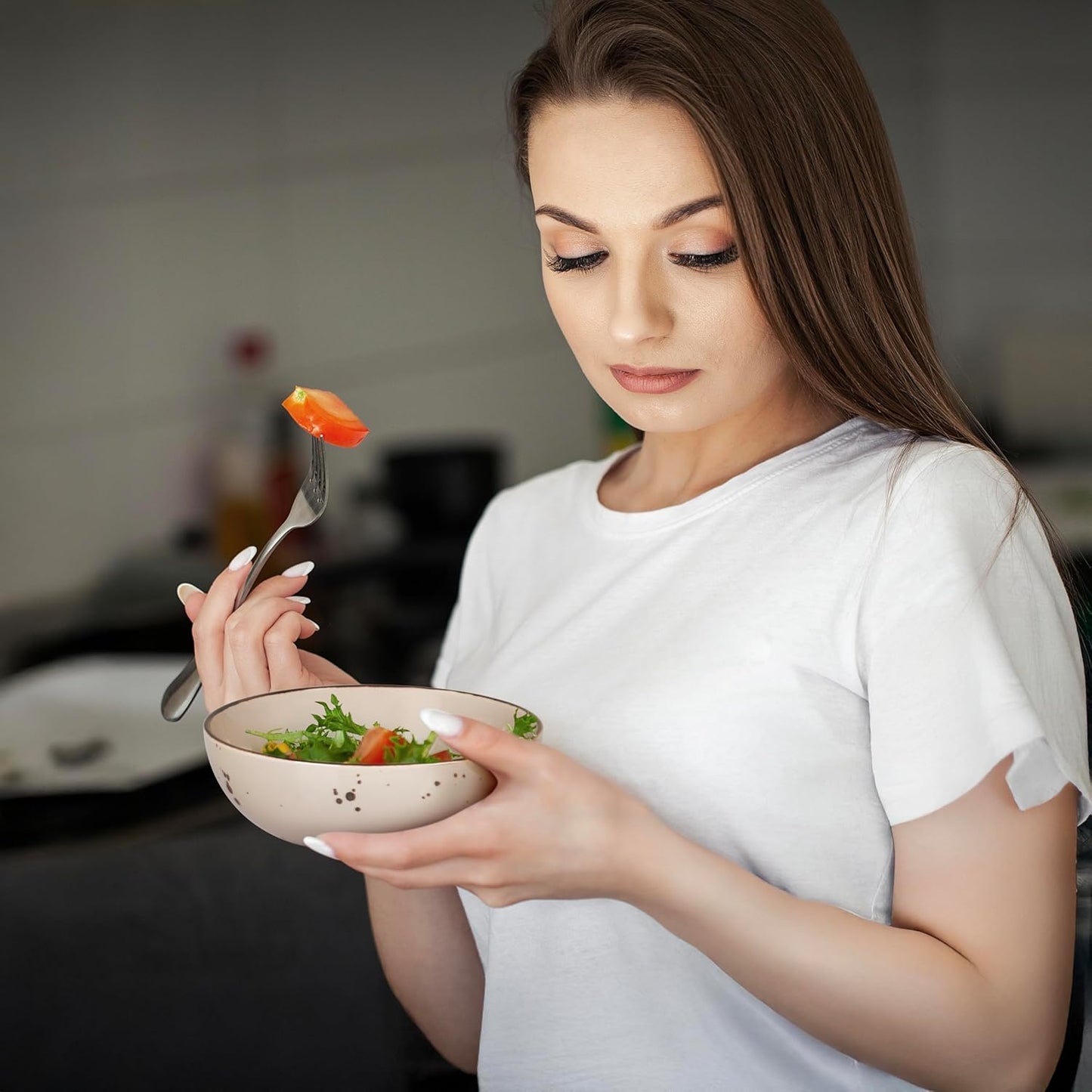 Esfour Round Porcelain Bowls - 20 Ounce - Set of 4 - Microwave, Oven, Dishwasher-Safe, Scratch Resistant, Porcelain Durable Small Dishes Bowls for Cereal, Salad, Pasta, Soup Dessert - Assorted Natural