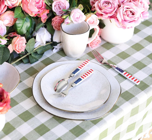 ANNOVA Silverware Set Stainless Steel Colorful Tableware Kitchen Flatware Set Utensils, Includes Dinner Knives, Forks, Spoons, Salad Forks & Dessert Spoons (US Flag, 20 Pieces)