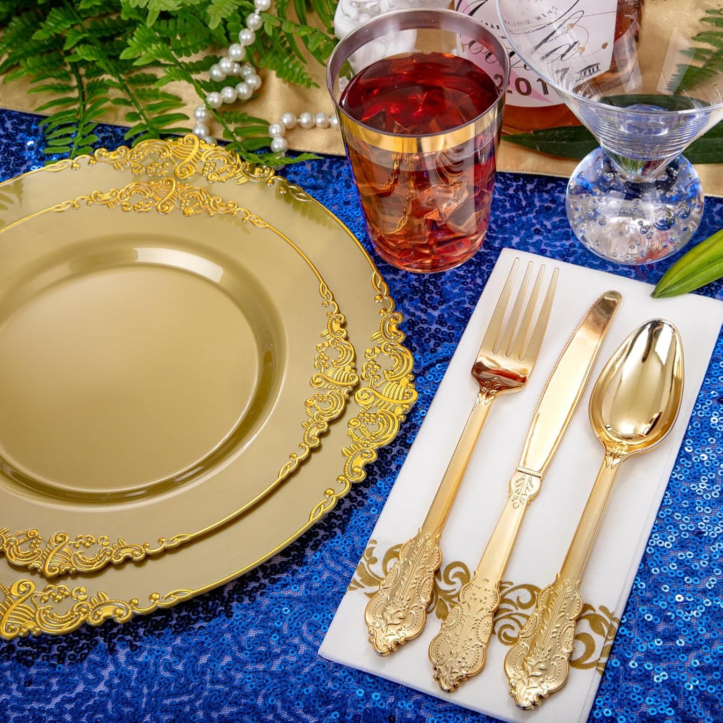 Morejoy 175PCS Solid Gold Plastic Plates with Gold Rim，gold disposable dinnerware sets Include 25 Dinner Plates,25 Dessert Plates,25 Cutlery Sets,25 Napkins Perfect for Party & Thanksgiving