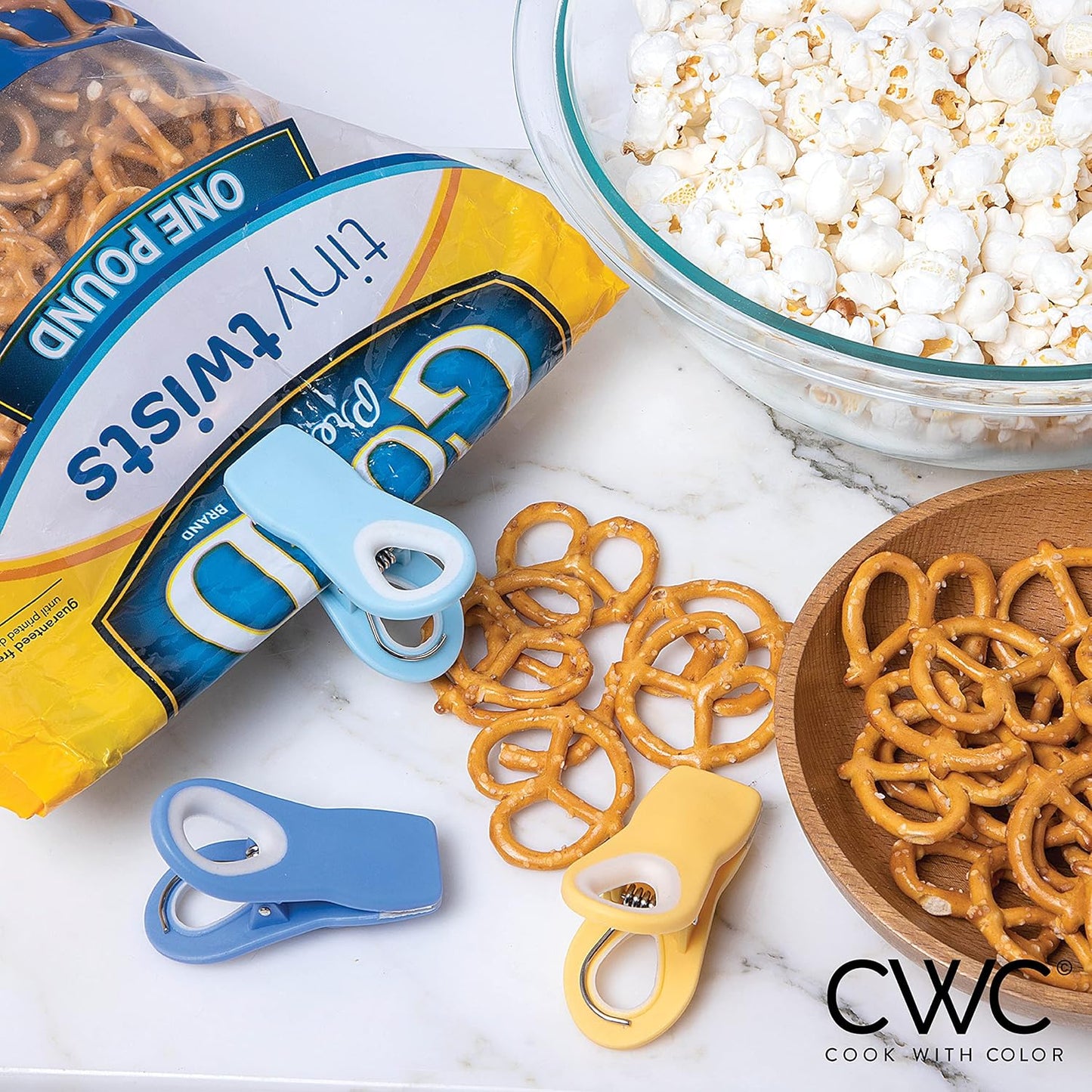 COOK WITH COLOR Bag Clips with Magnet- Food Clips, Chip Clips, Bag Clips for Food Storage with Airtight Seal Grip for Bread Bags, Snack Bags and Food Bags (Bright Colors, Pack of 10)