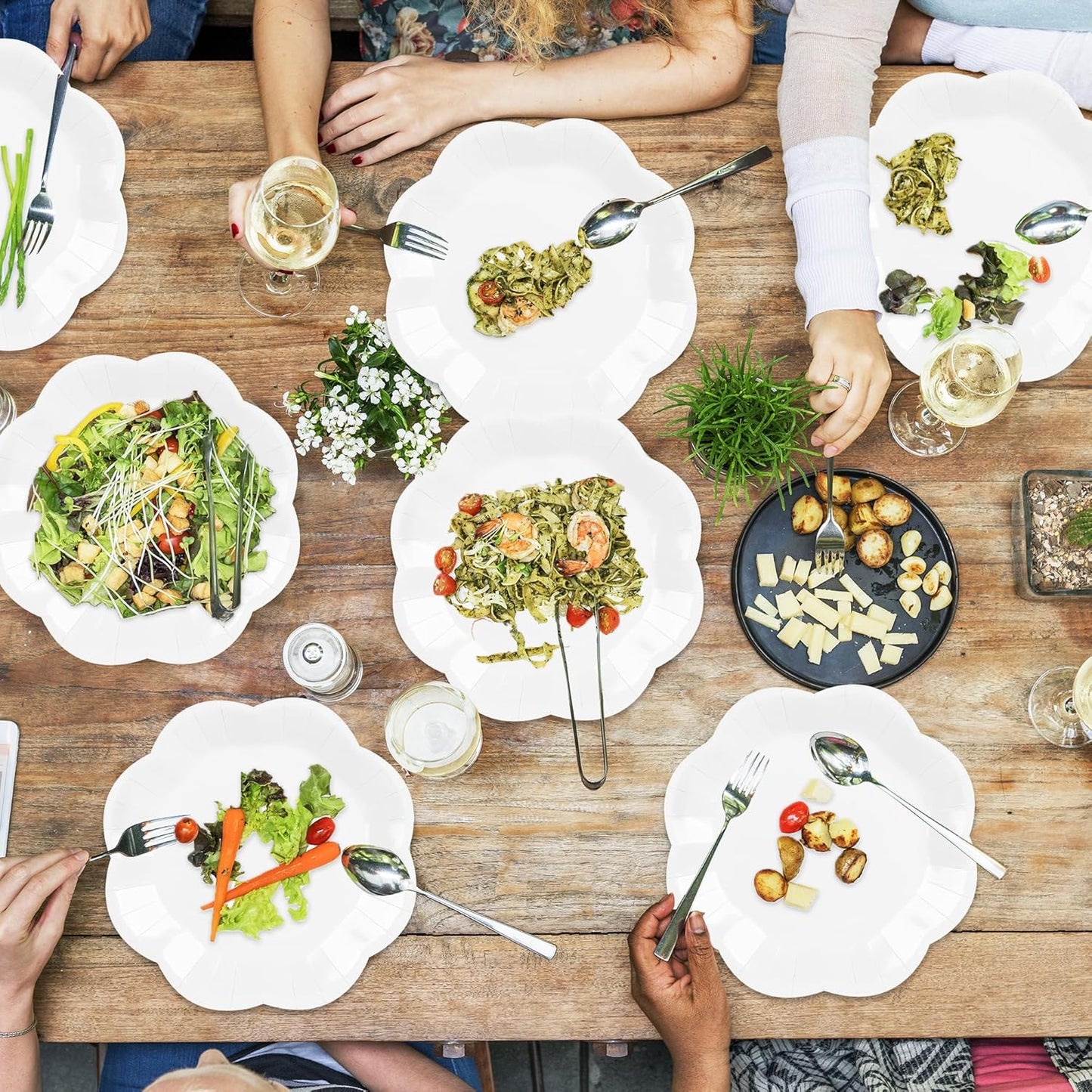 30 Pcs White Paper Plates - 9 Inch Scalloped Dessert Plates Disposable White Birthday Party Supplies Dinner Plates for Wedding Baby Shower Birthday Party