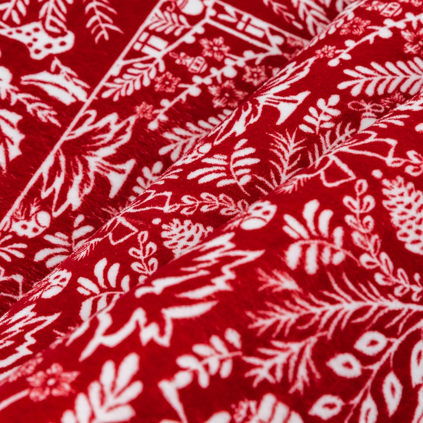 Christmas Area Rug 3x5 Machine Washable Xmas Snowflake Holiday Decor Entrance Rugs Low Pile Carpet Indoor Doormat Red Non-Slip Christmas Deer Carpet for Bedroom Kitchen Entryway Bathroom