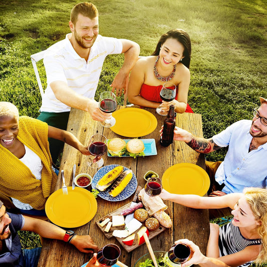 7inch Yellow Plastic Plates Disposable 100 pcs Party Dessert Dinner Plates Heavy Duty for Party,Wedding, Valentines