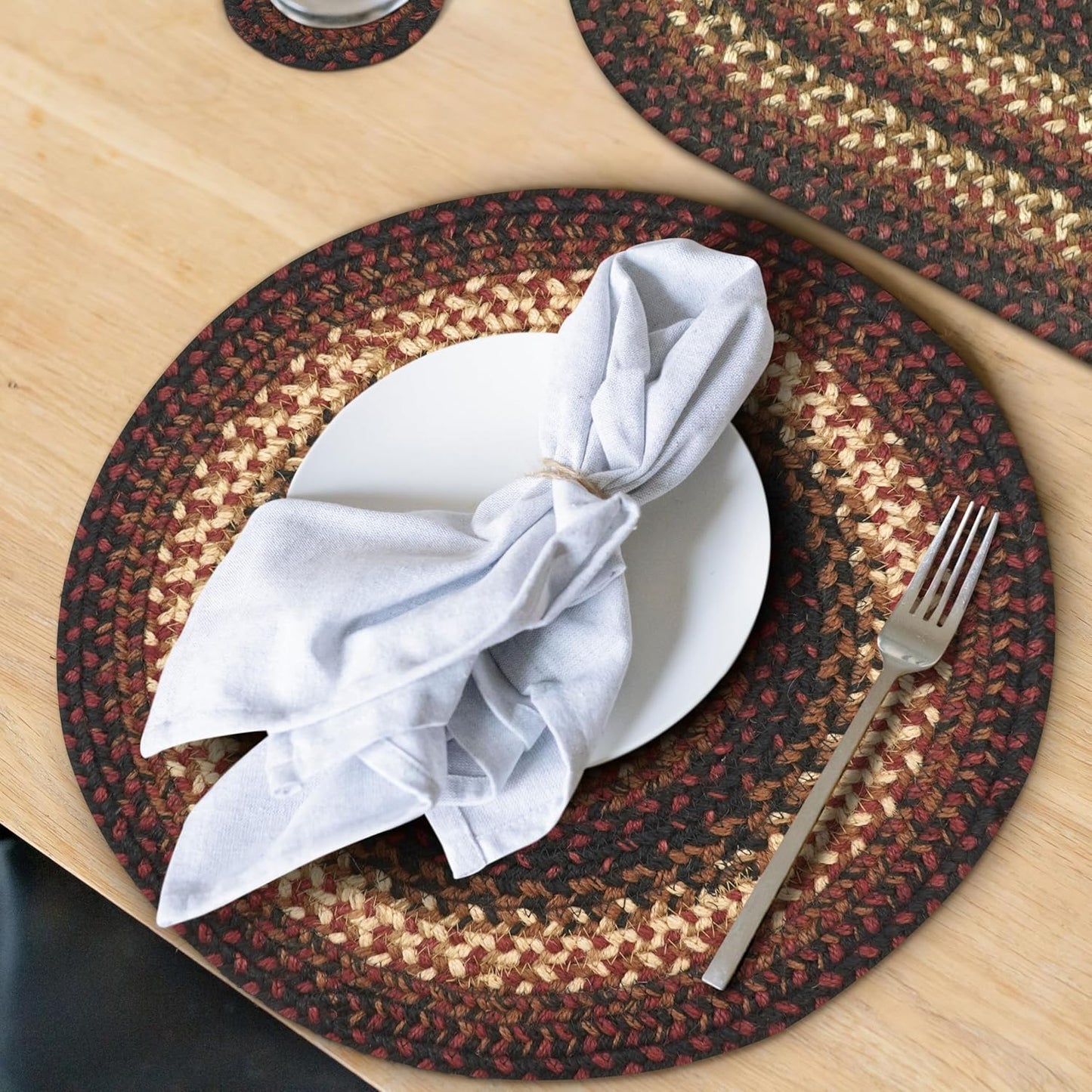Prescott Jute Woven Round Placemats Set of 6, 15", Country Primitive Decor, Black and Red Table Mats - Vibrant Colors, Durable, Easy to Clean and Protects Furniture
