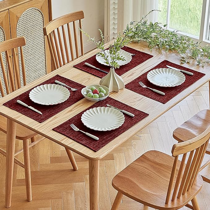 Softalker Faux Linen Placemats Set of 4-12 x 18 Inch, Heat Resistant Double Layered Durable Burlap Farmhouse Place Mats, Non-Slip Washable Rustic Table Mats for Dining, Kitchen, Party（Red