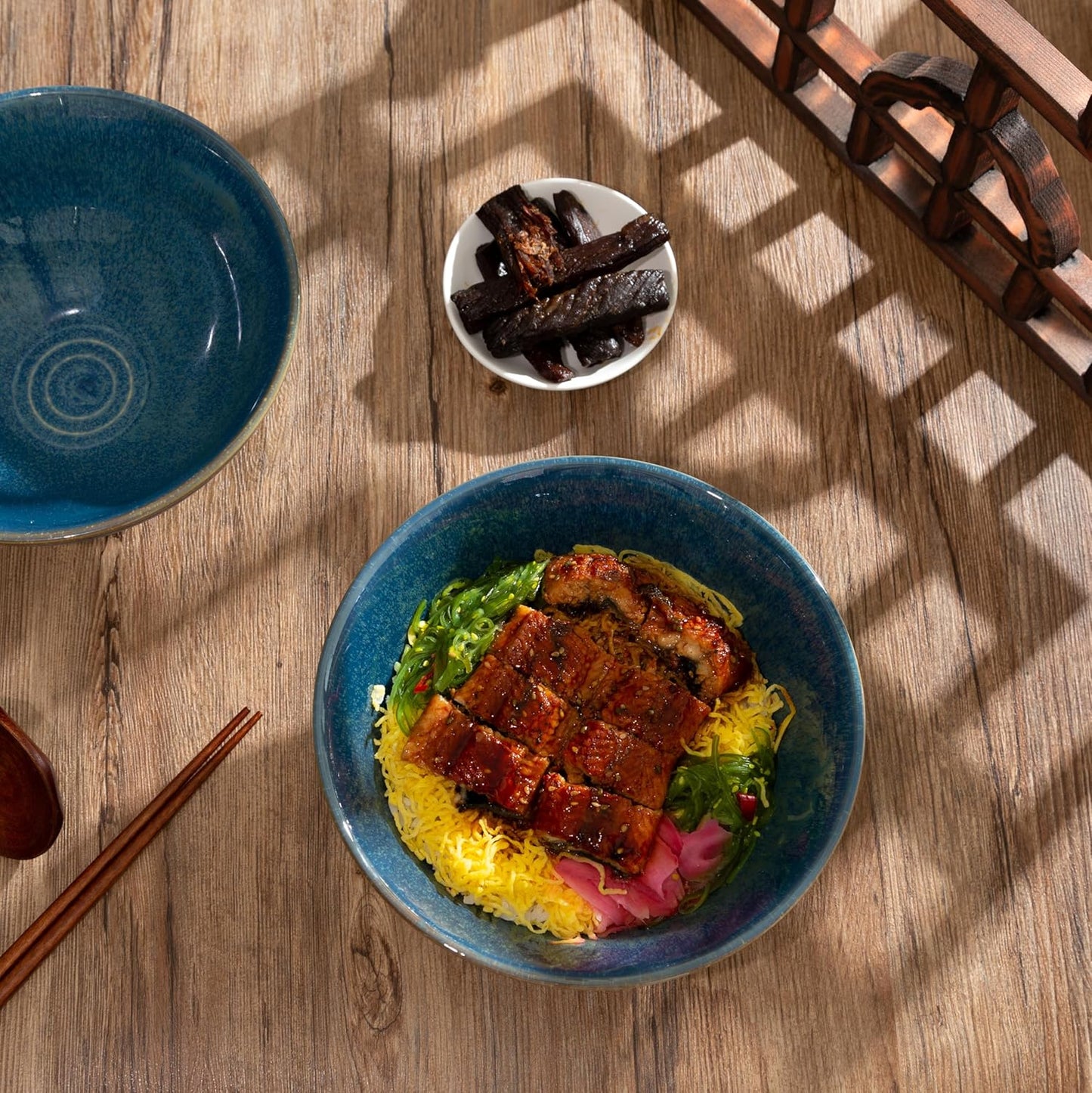 8 Inch Ceramic Ramen Bowl Set of 2, 40oz Japanese Bowls with Spoons & Chopsticks,Durable,Microwave & Dishwasher Safe,Perfect for Ramen,Pho,Salad,Soup,Noodles，Mixing bowls（Azure）