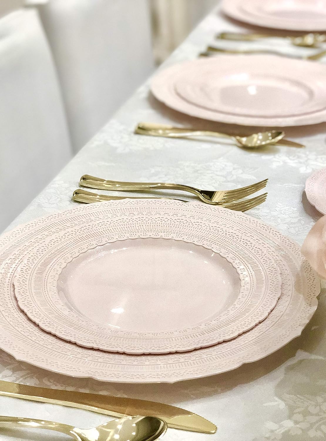 " OCCASIONS " 50 Plates Pack (25 Guests)-Extra Heavyweight Vintage Wedding Disposable/Reusable Plastic Plates -25 x 11'' Dinner + 25 x 8.25'' Salad/dessert (Chateau Blush Pink)