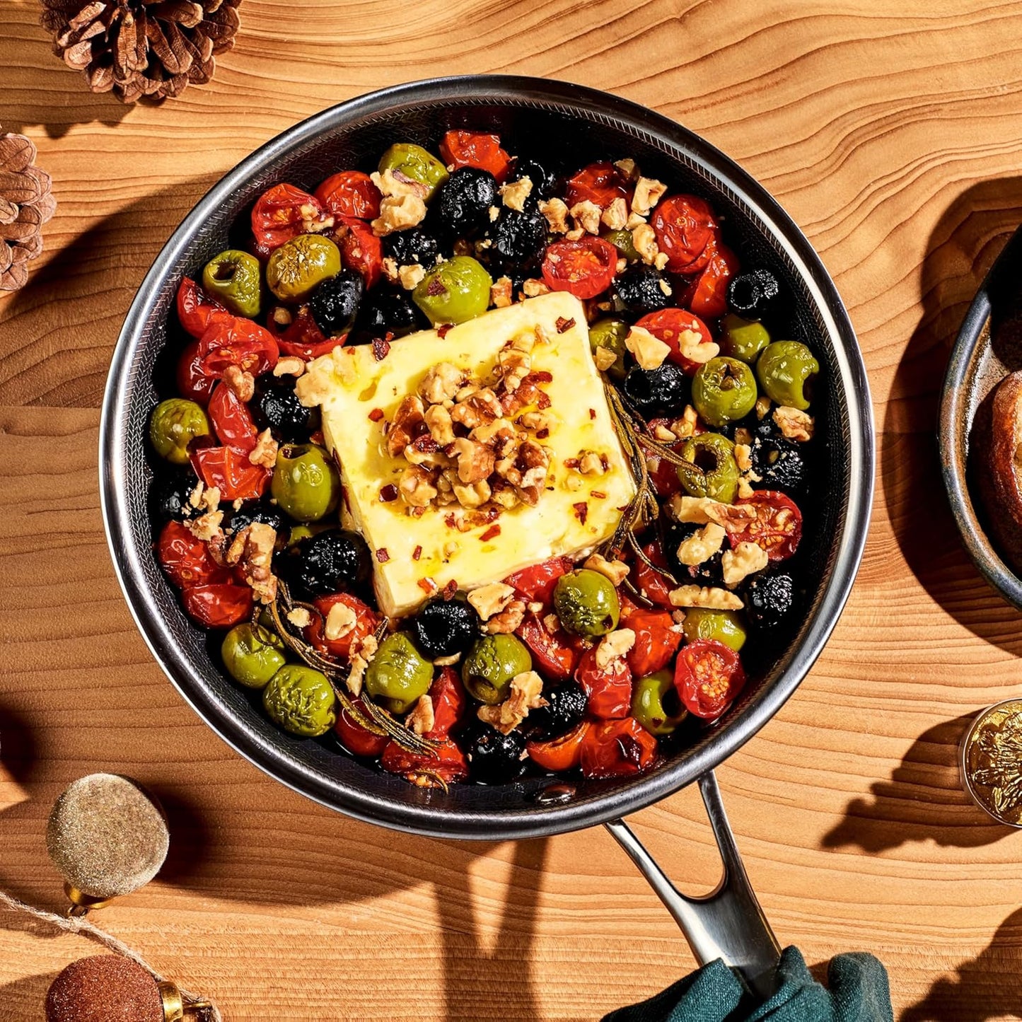 HexClad Hybrid Nonstick 8-Inch Frying Pan, Stay-Cool Handle, Dishwasher-Friendly, Oven-Safe Up to 900°F, Induction Ready, Compatible with All Cooktops