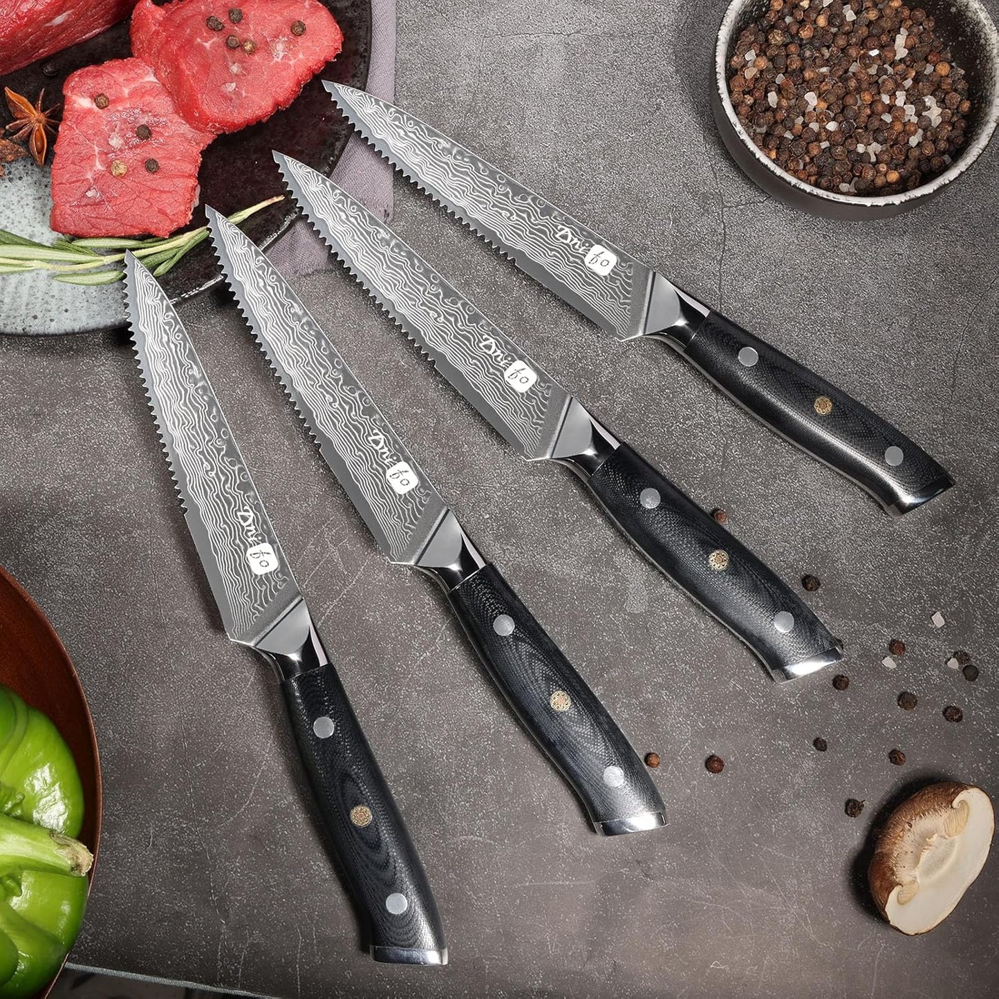 Steak Knives Set of 4,5 Inch VG10 Japanese Steak Knives, Damascus Pattern Half-serrated Meat Knife with Full Tang Handle,Razor-Sharp Durable Dinner Knives with Gift Box