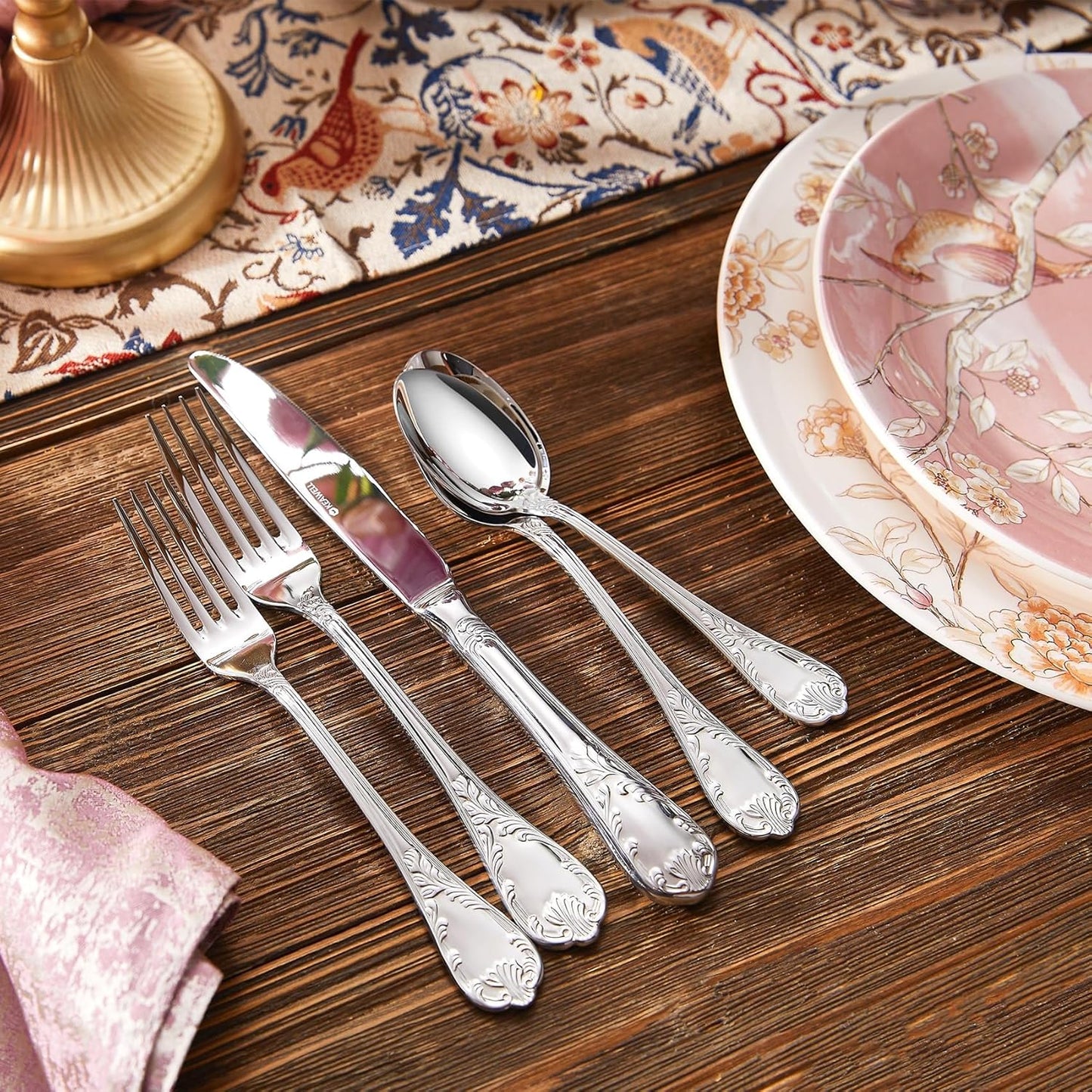 KEAWELL Premium Grand Luxe Flatware Set – 18/10 Stainless Steel, Everyday Elegance Silverware, Dishwasher Safe (20, Silver)