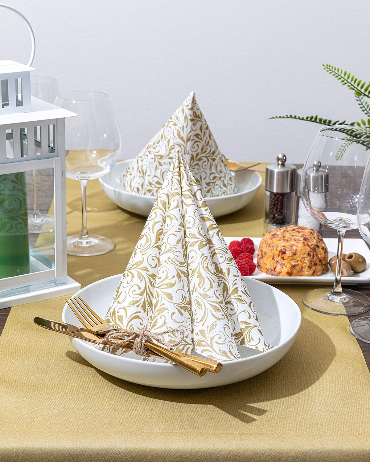 AMERICAN HOMESTEAD Paper Napkins - Gold Leaf Disposable Linen-Like Dinner Napkins - Restaurant-Quality Table Serviettes for Weddings, Parties, and Events - 15.75" x 15.75" - 50 Count