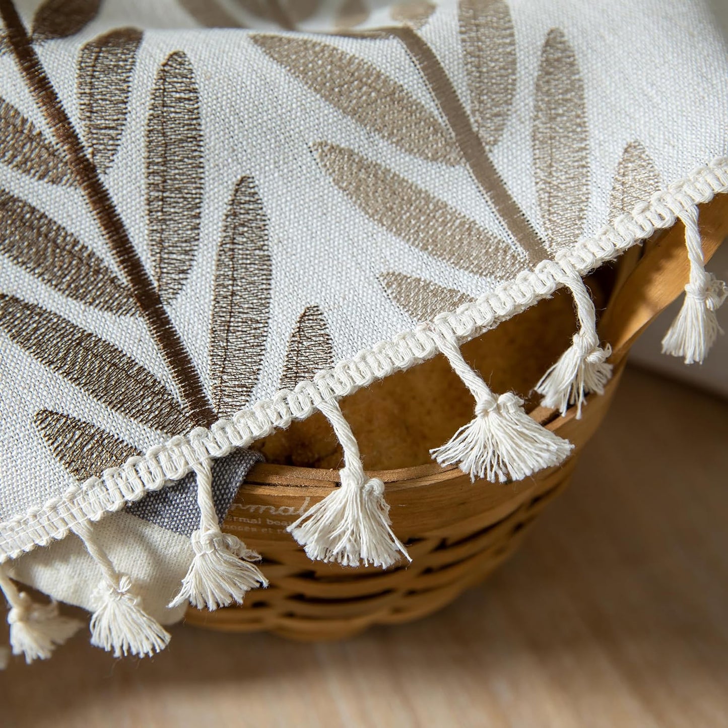 Oubonun Cotton Linen Rectangular Tablecloth - Wrinkle Resistant & Waterproof - Machine Washable Table Cloth with Tassels for Kitchen & Dining, 55''x102'', 8-10 Seats