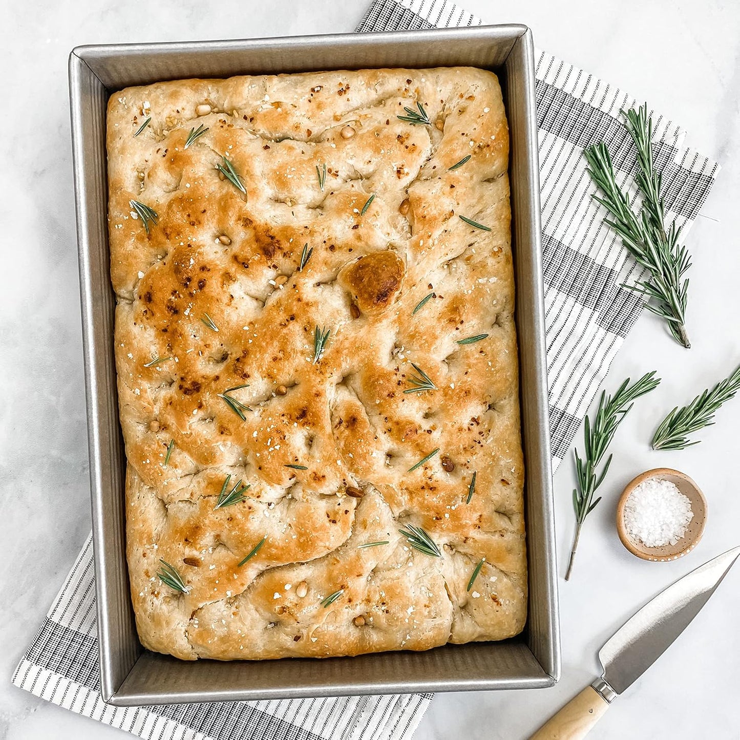 USA Pan Bakeware Rectangular Cake Baking Pan, 9 x 13 inch, Nonstick & Quick Release Coating, Aluminized Steel