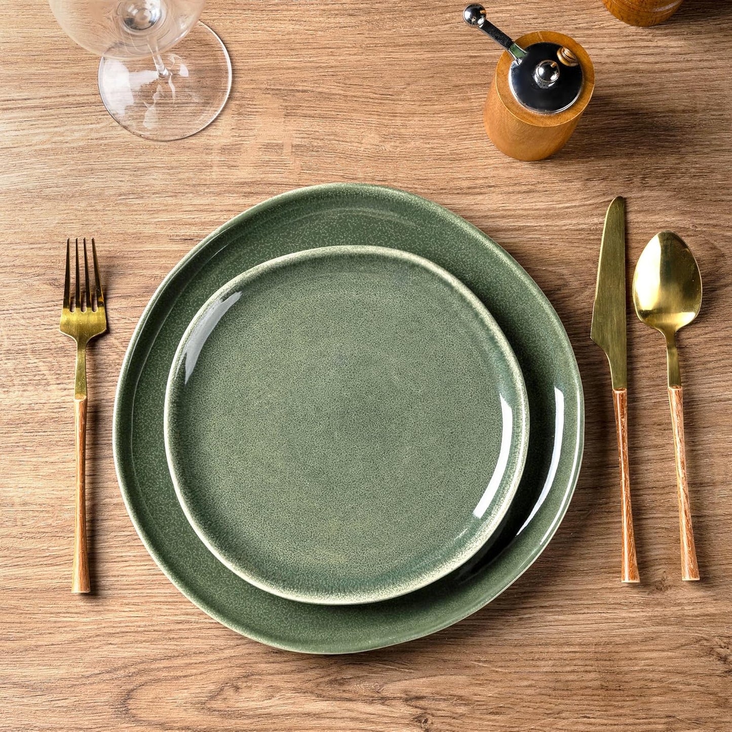 AmorArc Ceramic Dinnerware Sets,Handmade Reactive Glaze Stoneware Plates and Bowls Set,Highly Chip and Crack Resistant | Dishwasher & Microwave Safe Dishes,Service for 6 (18pc)