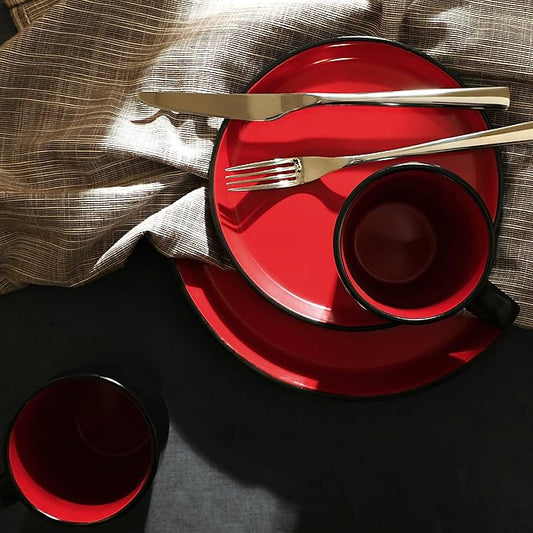 Stone Lain Albie Stoneware 16 Piece Dinnerware Set, Plates and Bowls Sets, Dish Set for 4, Red and Black, Microwave & Dishwasher Safe