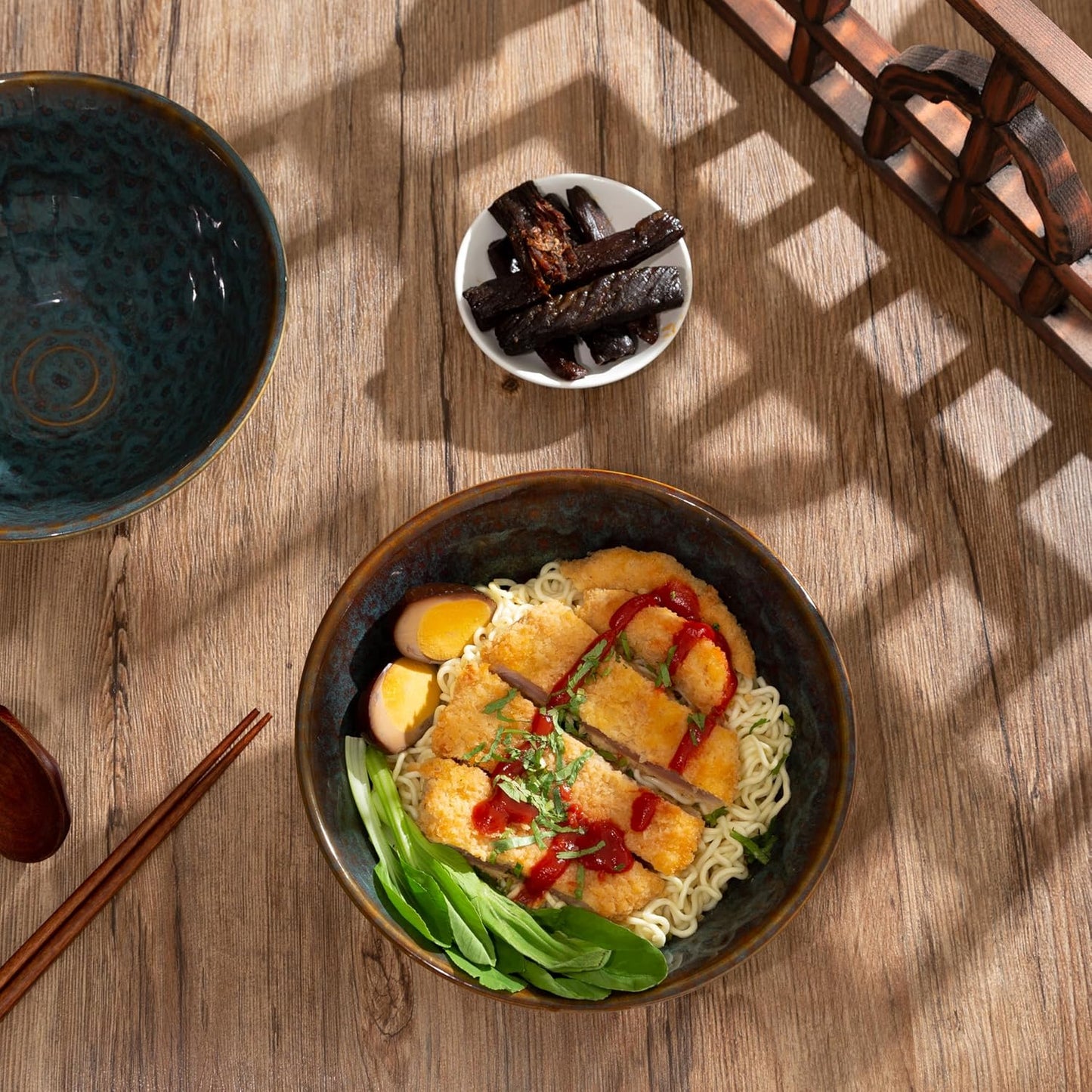 8 Inch Ceramic Ramen Bowl Set of 2, 40oz Japanese Bowls with Spoons & Chopsticks,Durable,Microwave & Dishwasher Safe,Perfect for Ramen,Pho,Salad,Soup,Noodles，Mixing bowls（Verdigris Green）