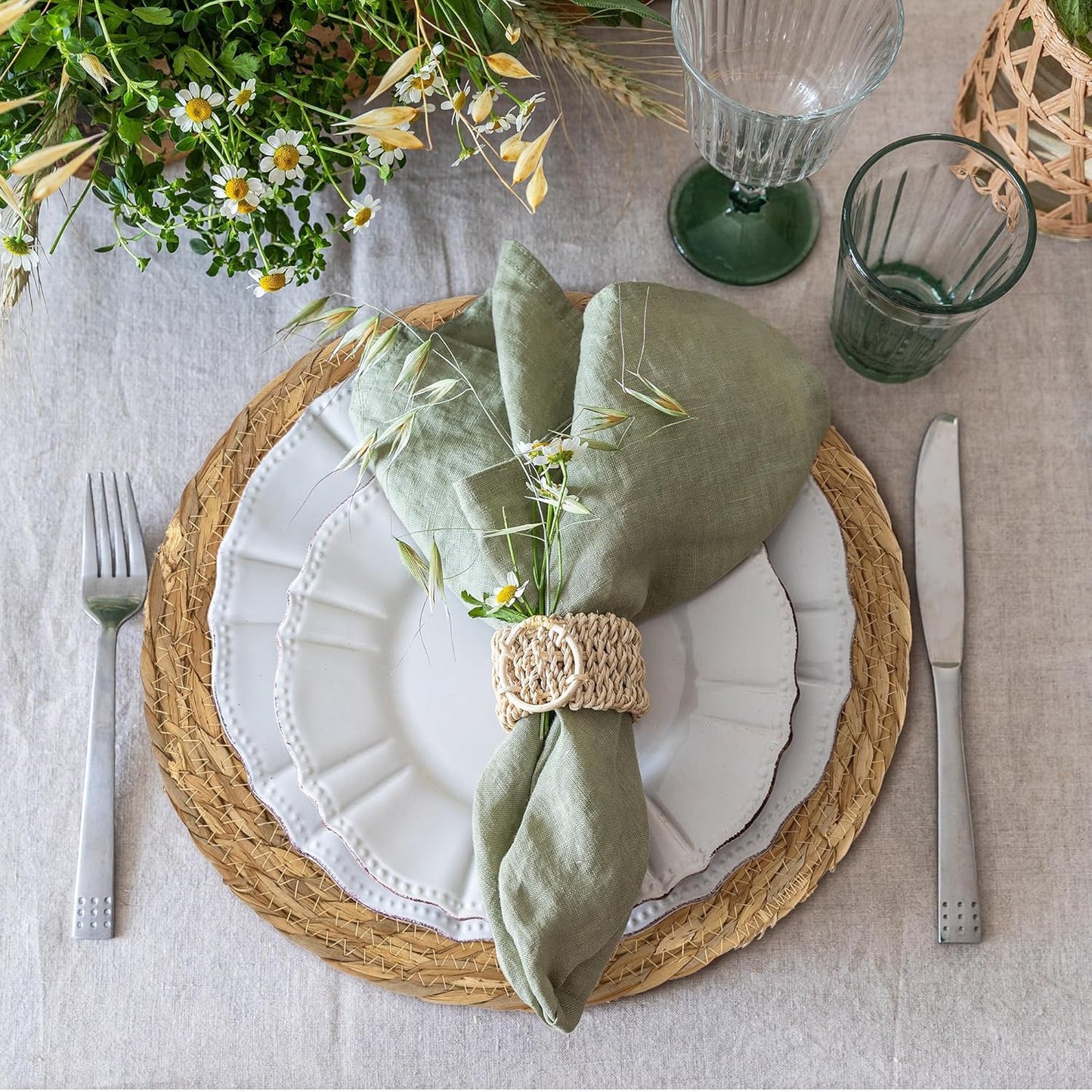 Set of 6 Round Woven Placemats - 12 Inch Natural Boho Rattan Wicker Table Mats for Home Dining Table