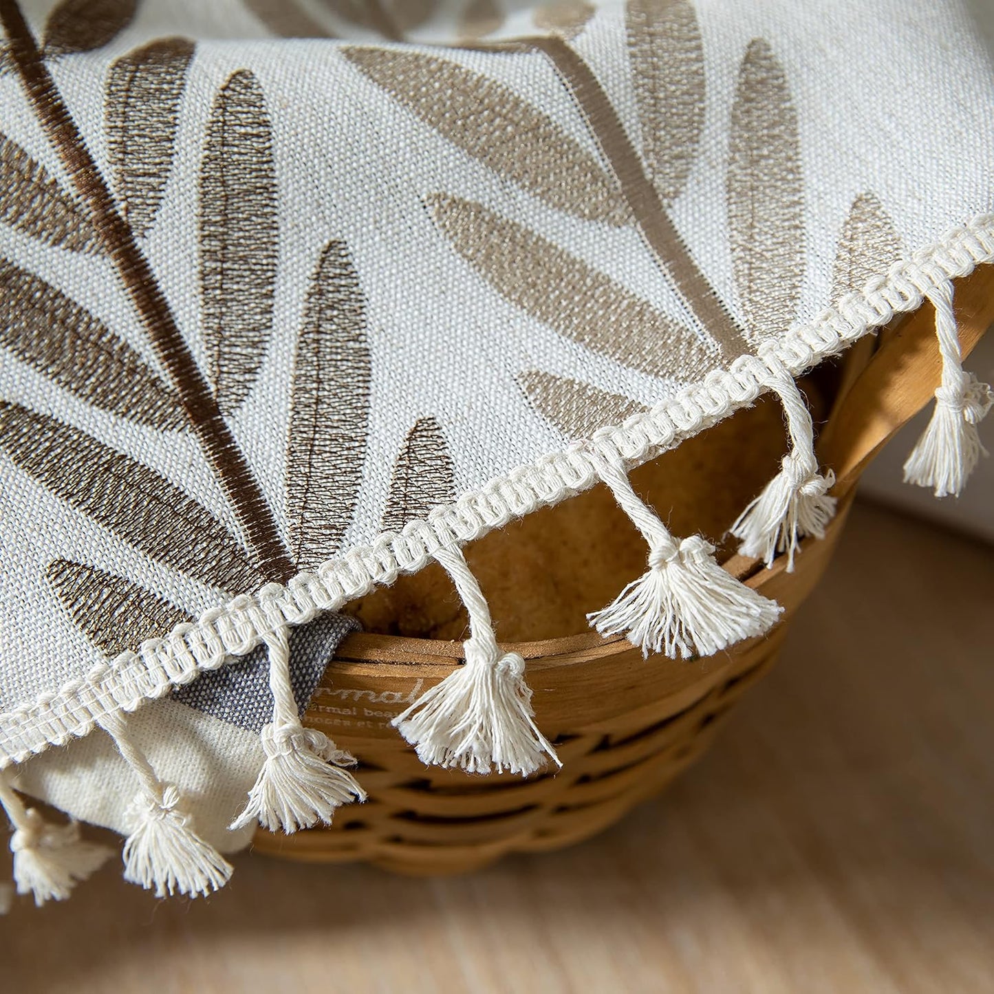 Oubonun Cotton Linen Rectangular Tablecloth - Wrinkle Resistant & Waterproof - Machine Washable Table Cloth with Tassels for Kitchen & Dining, 55''x70'', 4-6 Seats